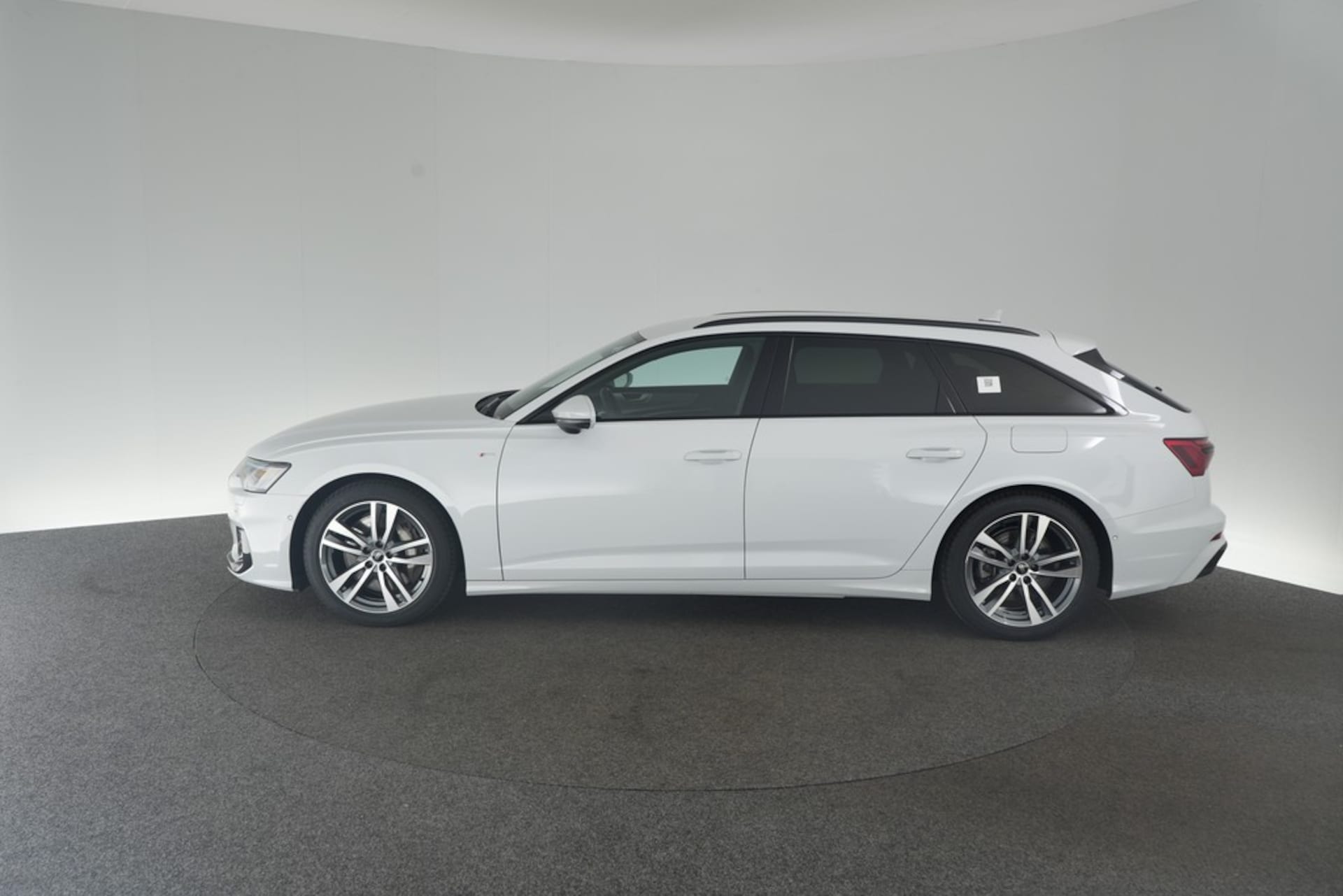 Audi A6 Avant TFSI e Design