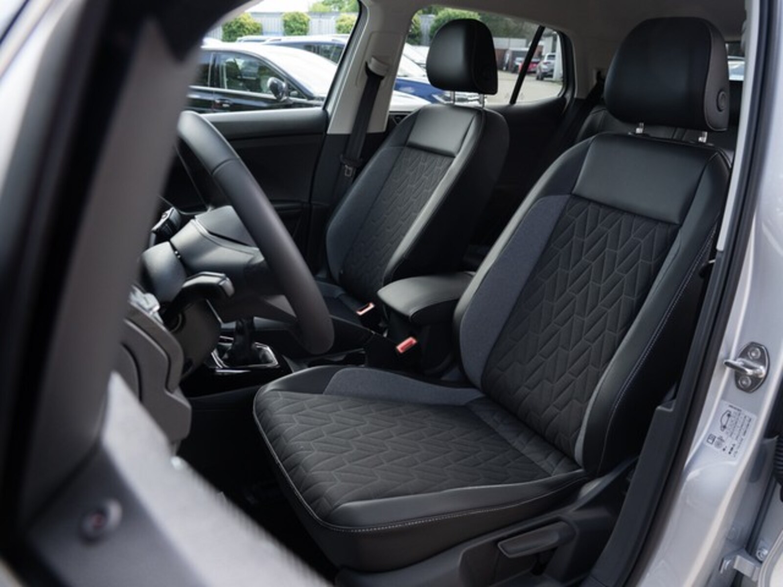 Volkswagen T-Cross – Bild 6
