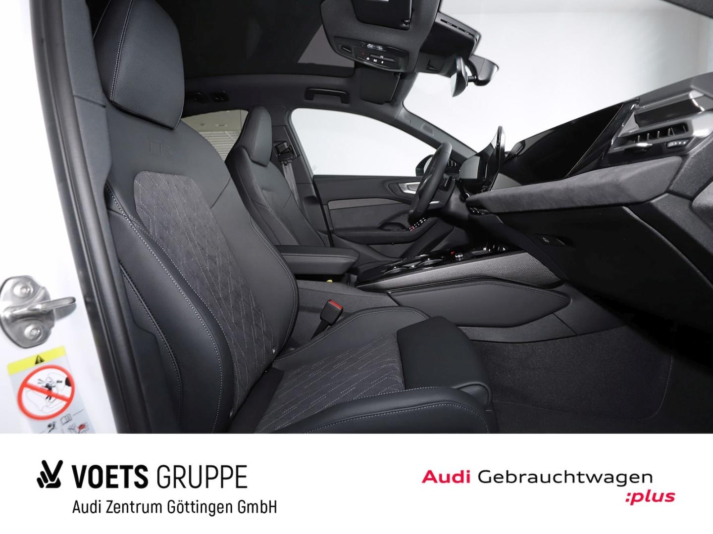 Bild über Audi A5 Limousine e-hybrid e-hybrid quattro 220 kW S tronic - für weitere Informationen kontaktieren Sie den Audi Partner