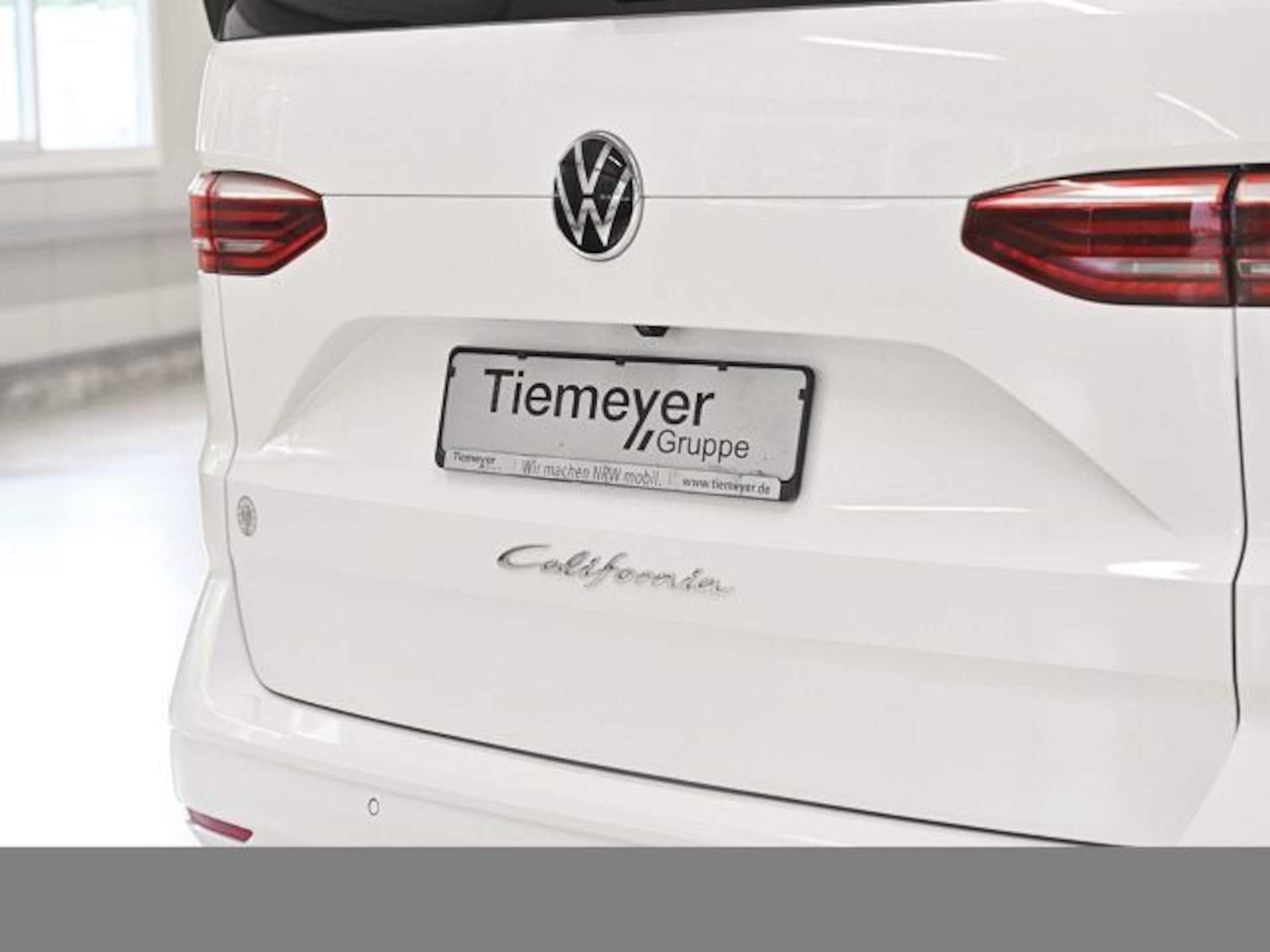 Volkswagen California Beach Camper