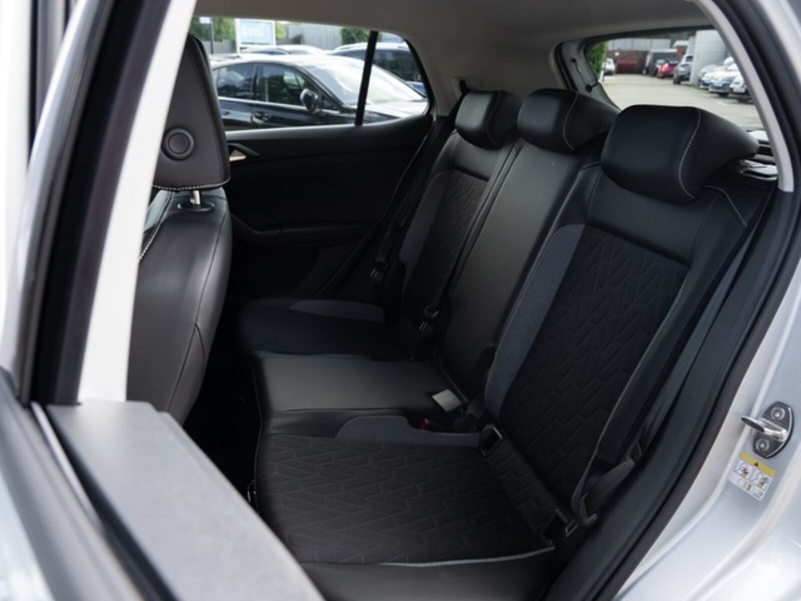 Volkswagen T-Cross – Bild 7
