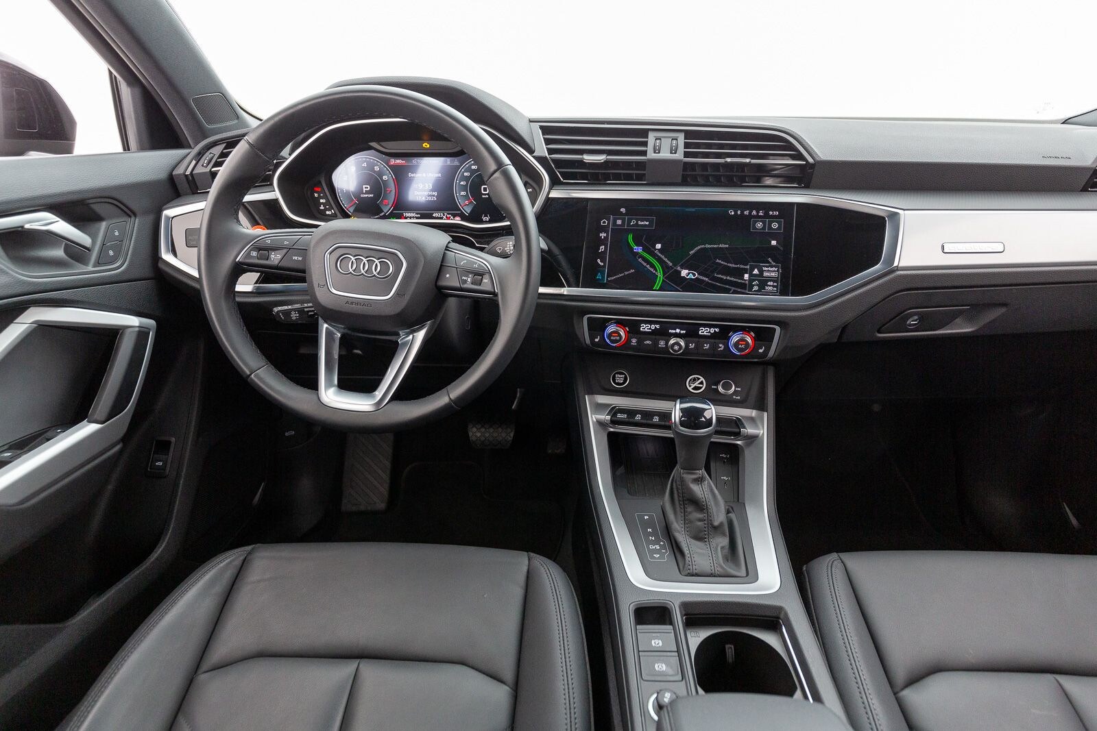 Image about Audi Q3 advanced 40 TFSI quattro S tronic