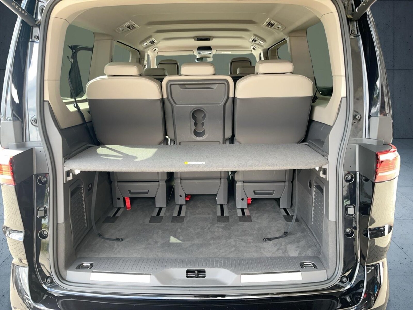 Volkswagen Multivan Langversion – Bild 15