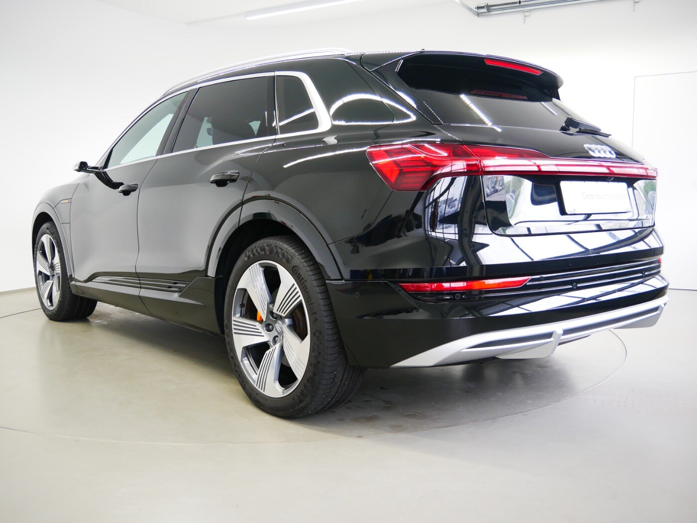 Image about Audi e-tron S line 55 quattro
