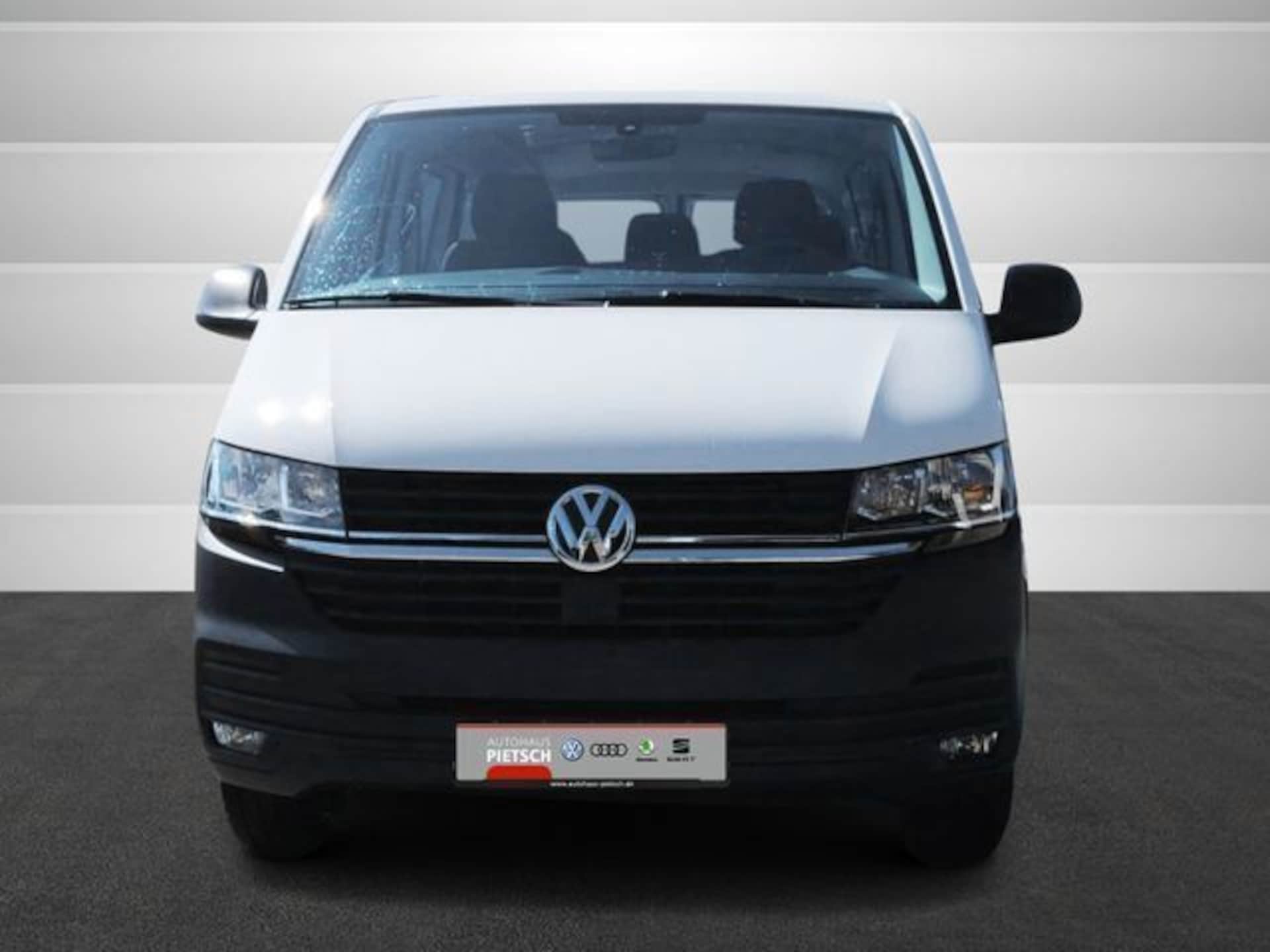 Volkswagen T6.1 Transporter Kombi langer Radstand