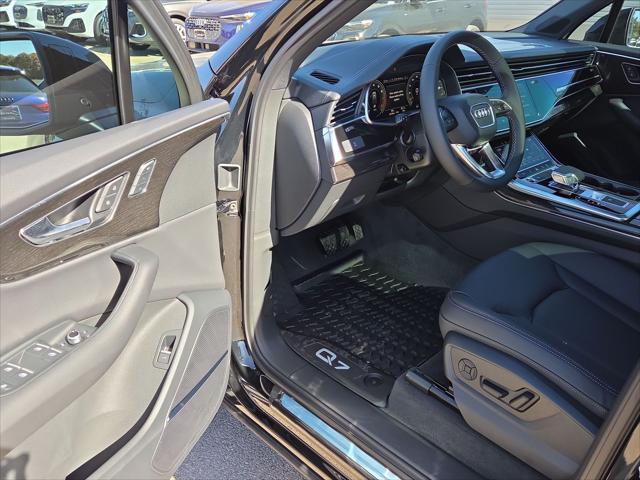 2026 Audi Q7 Premium - Photo 15