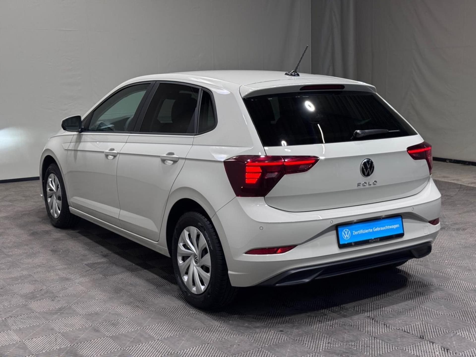 Volkswagen Polo Basis-Modell