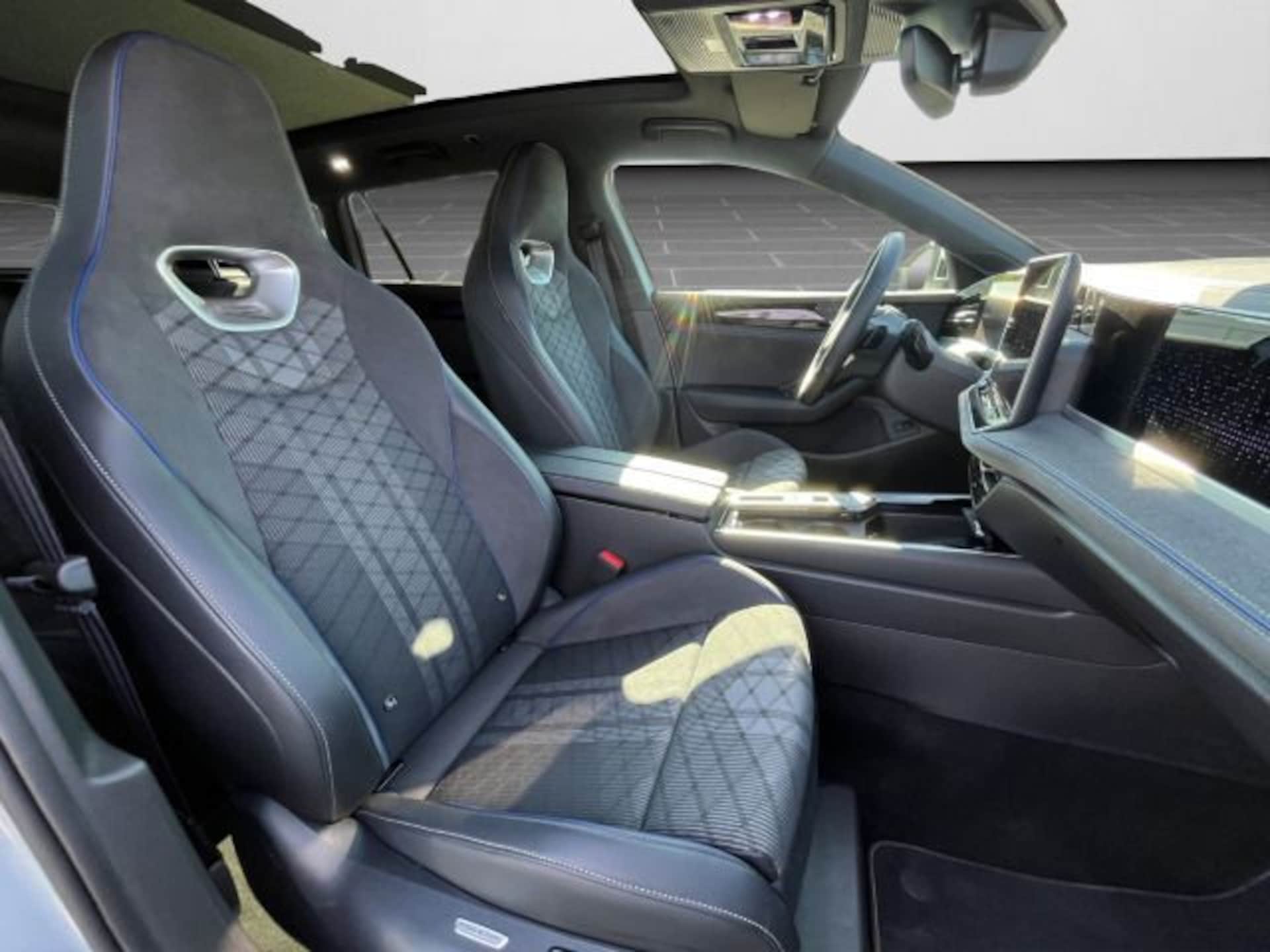 Volkswagen Passat R-Line