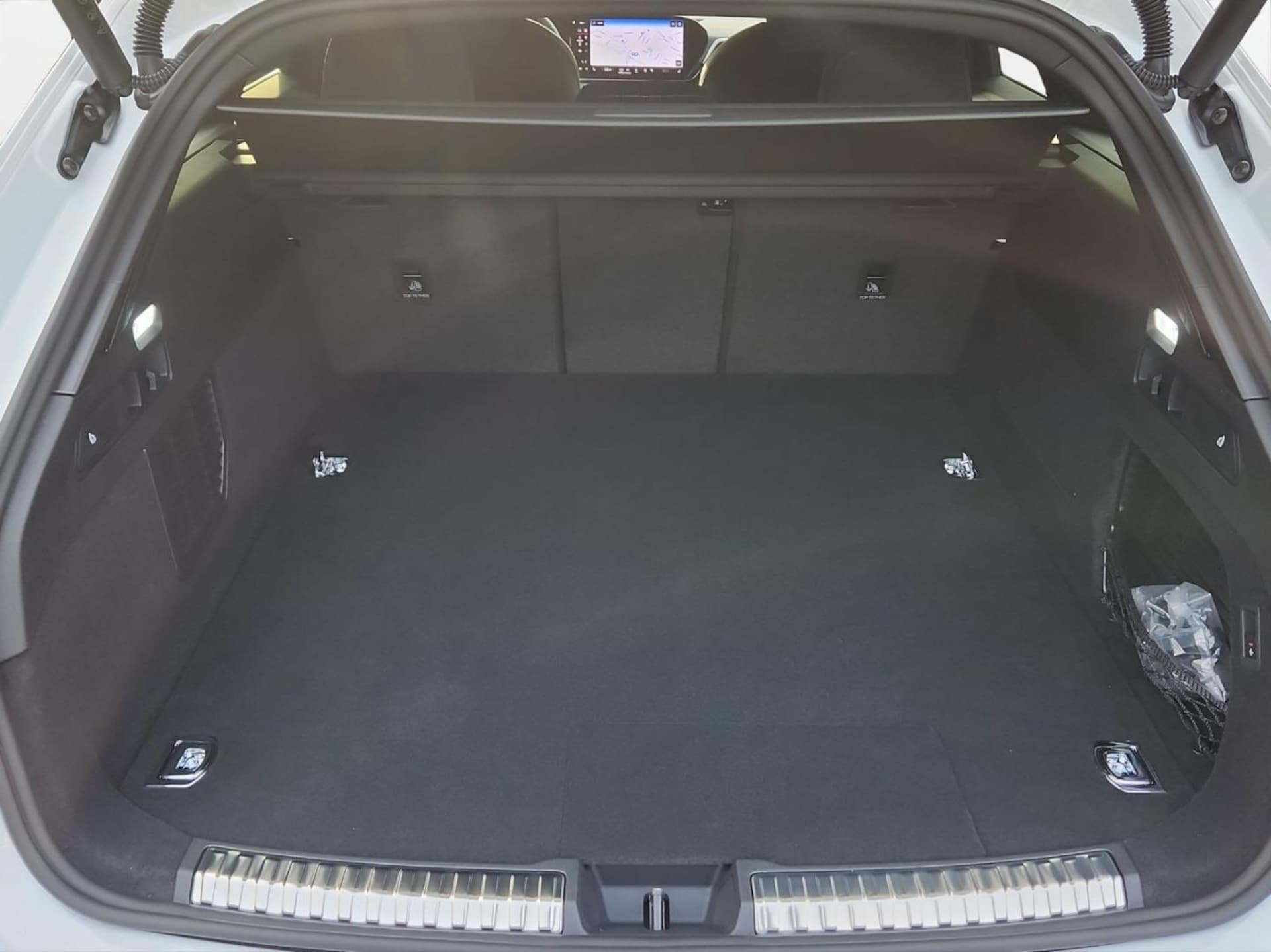 Audi A5 Avant e-hybrid