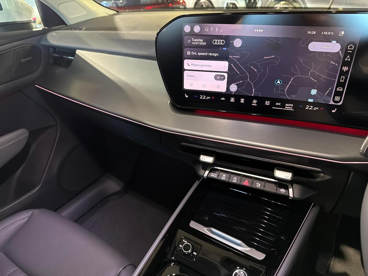 Image about Audi Q3 SUV TFSI 110 kW