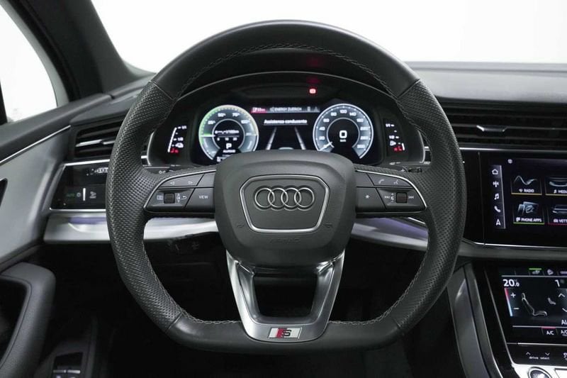 Audi Q7 SUV TFSI e
