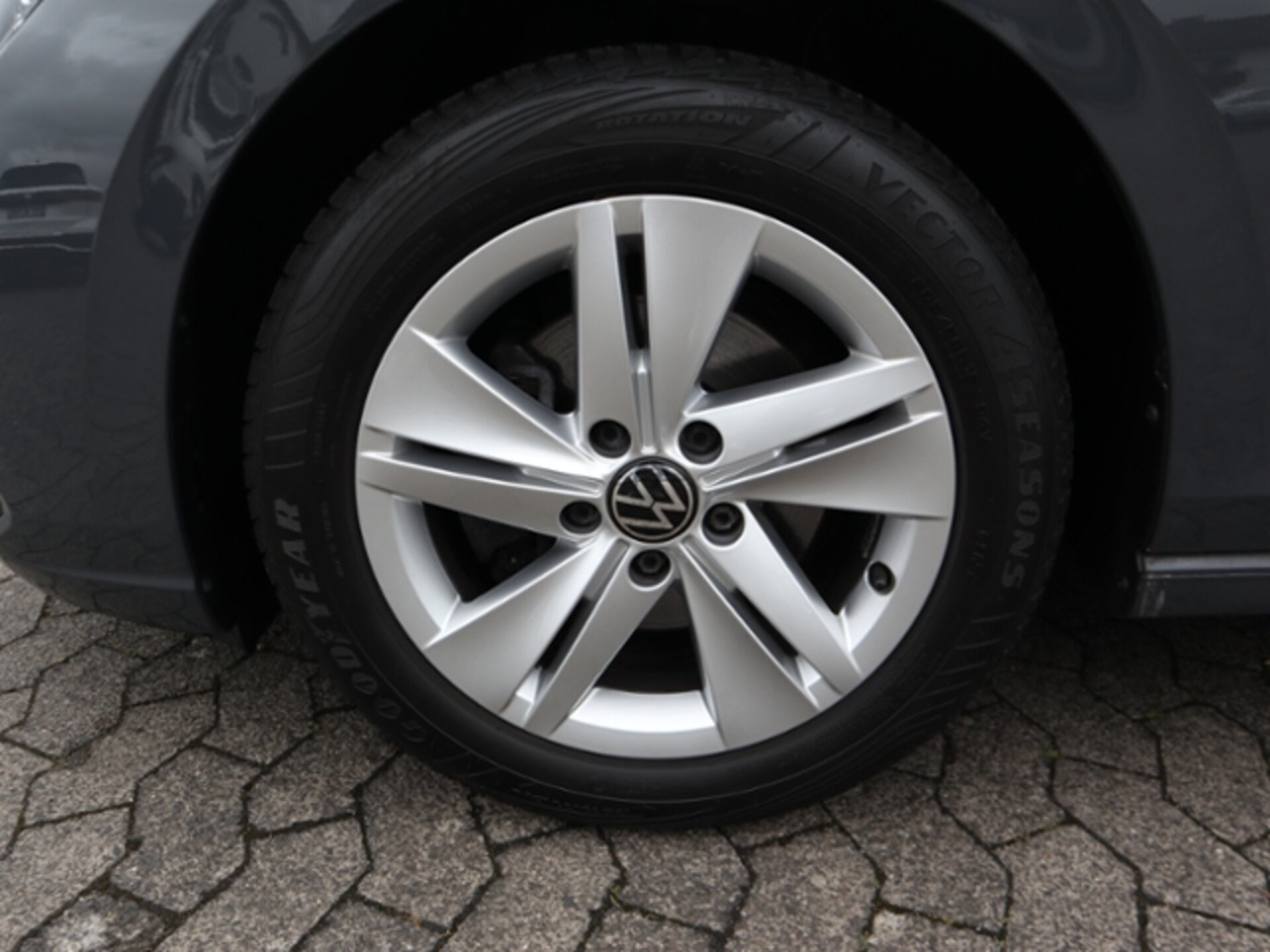 Volkswagen Golf Basis-Modell