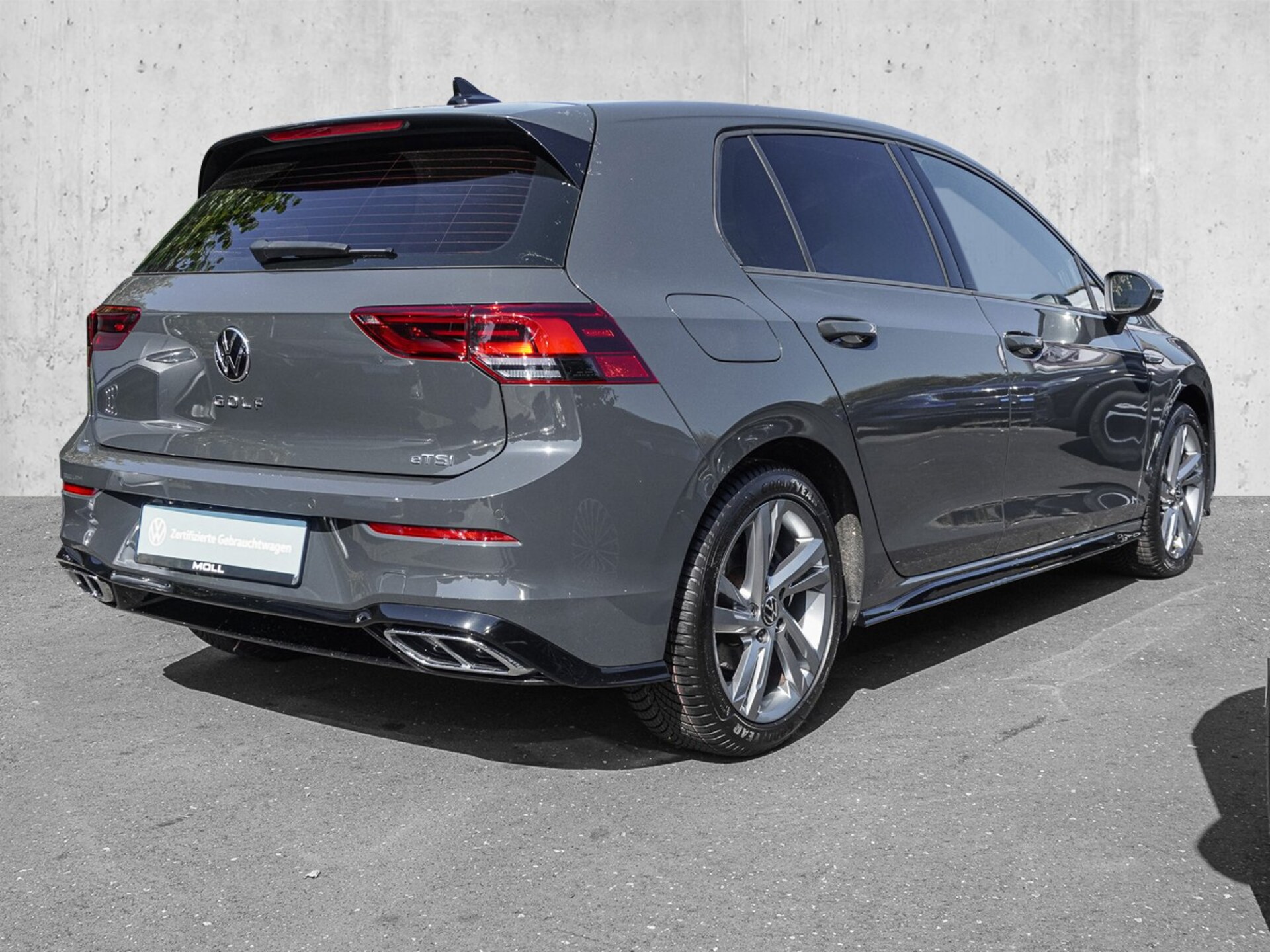 Volkswagen Golf R-Line