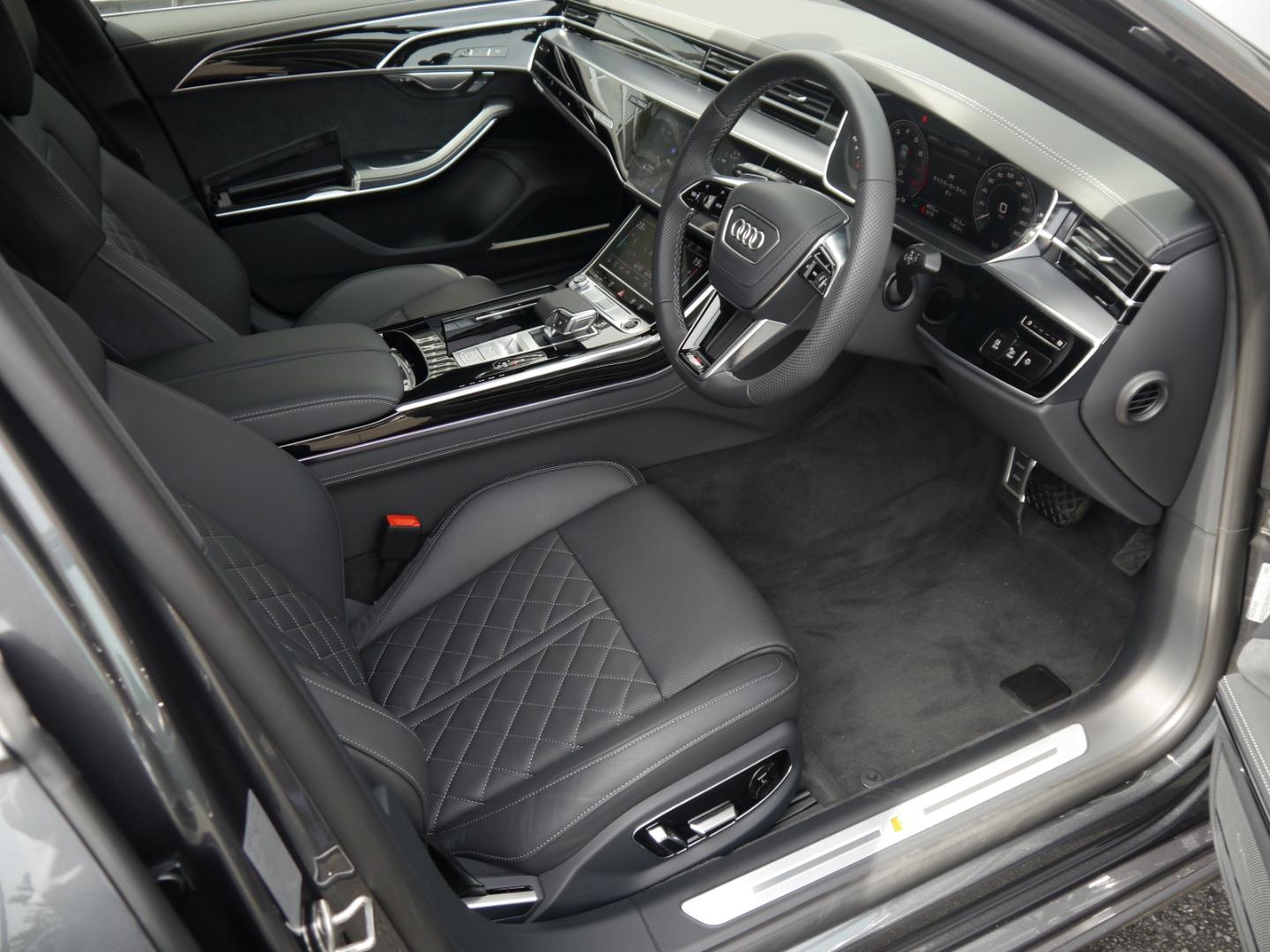 Image about Audi A8 TFSI e 60 TFSI e quattro tiptronic