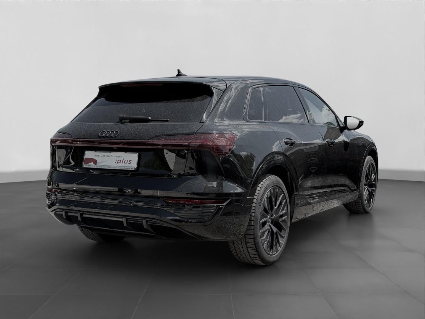 Image about Audi Q8 e-tron S line 55 e-tron quattro