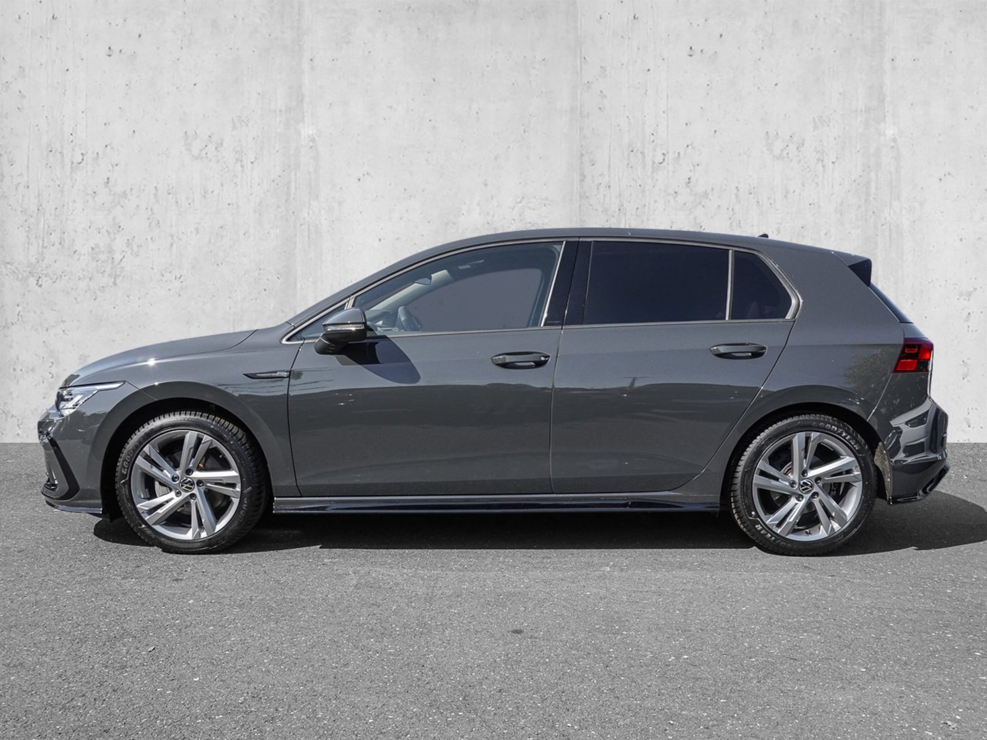 Volkswagen Golf R-Line