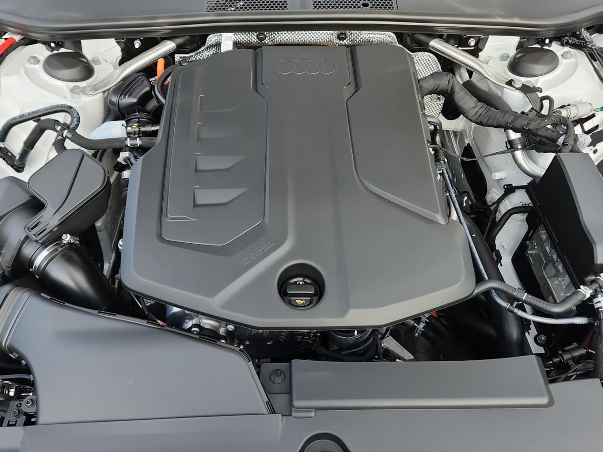 Audi A5 Avant e-hybrid