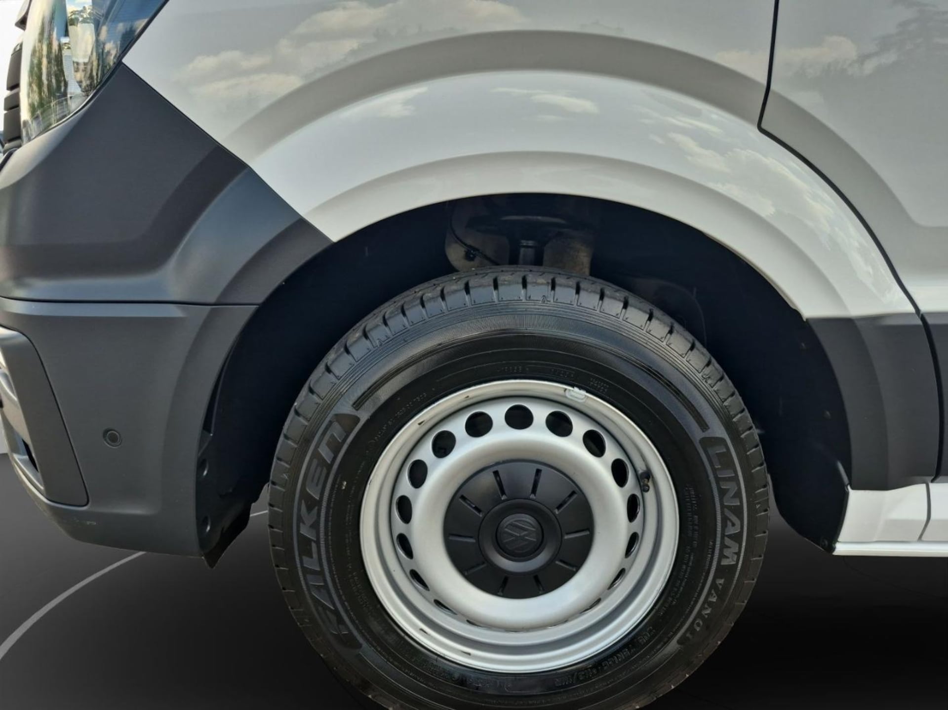 Volkswagen Crafter Kasten mittlerer Radstand