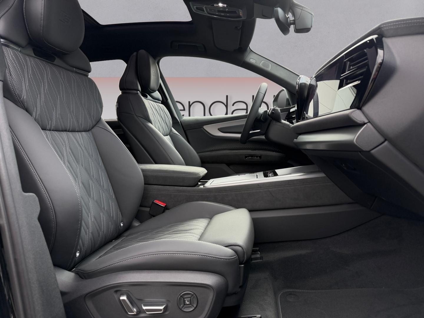 Bild über Audi Q7 SUV TDI quattro 220 kW tiptronic - für weitere Informationen kontaktieren Sie den Audi Partner