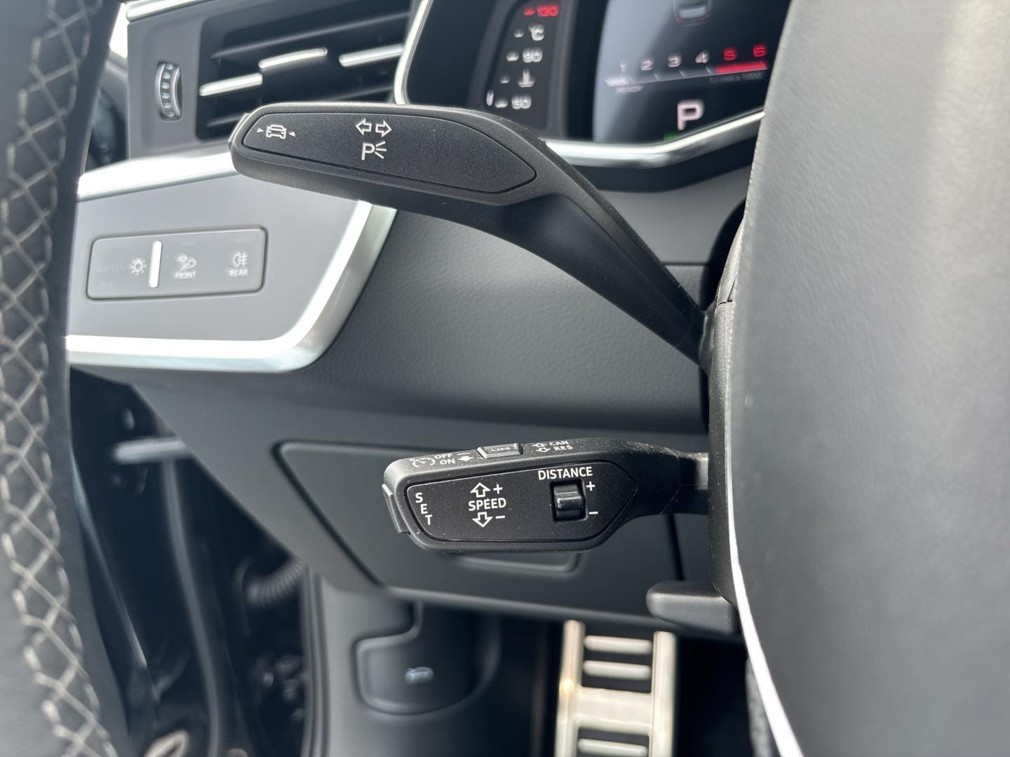 Bild über Audi S6 Limousine TDI quattro tiptronic - für weitere Informationen kontaktieren Sie den Audi Partner