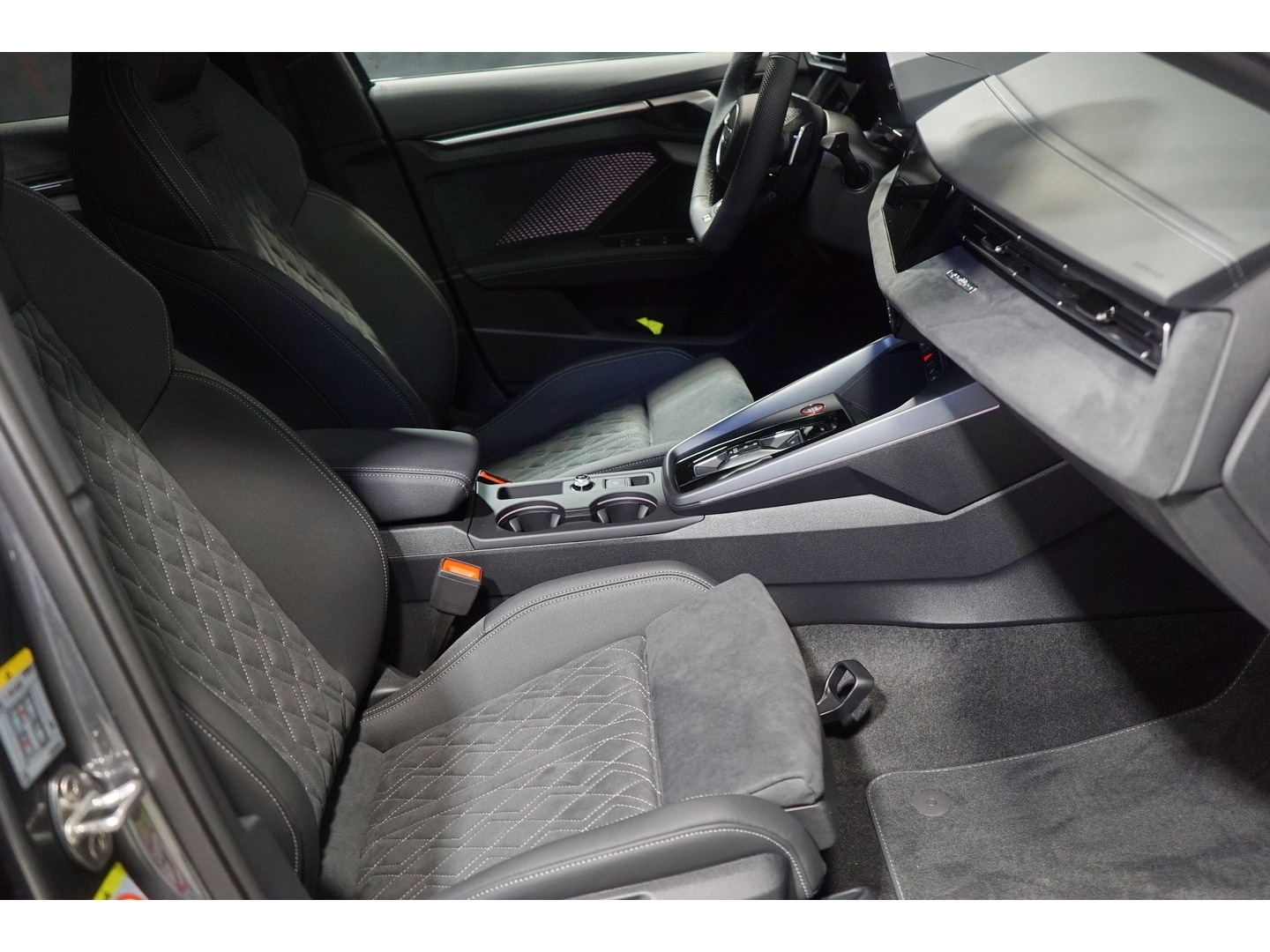 Image about Audi S3 Limousine TFSI quattro S tronic