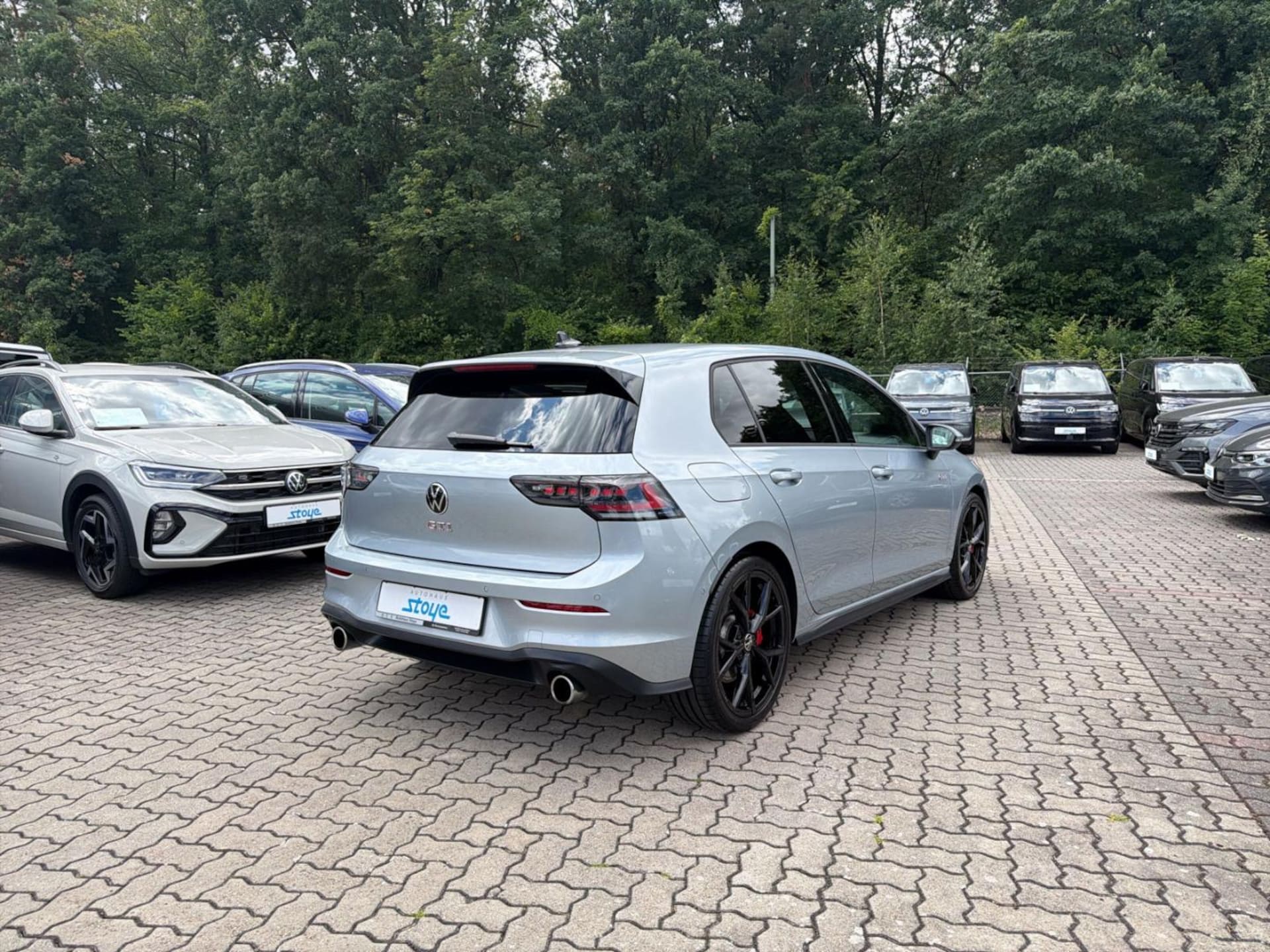 Volkswagen Golf GTI