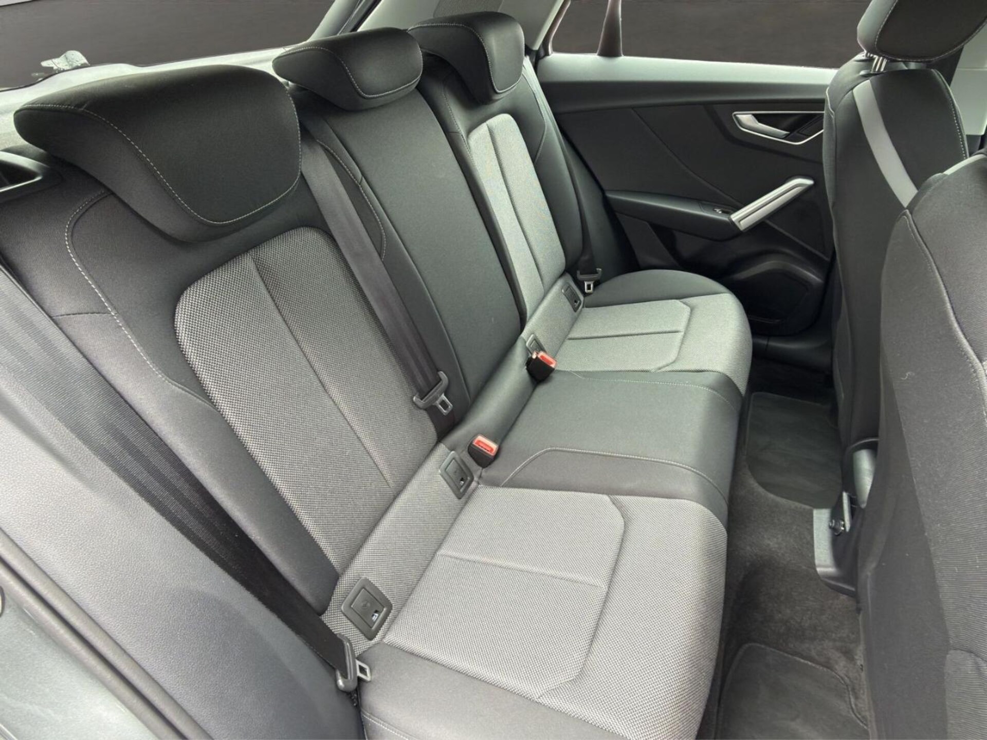 Audi Q2 S line