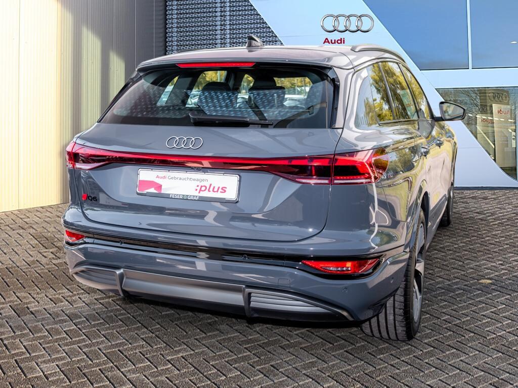 Image about Audi Q6 SUV e-tron e-tron quattro