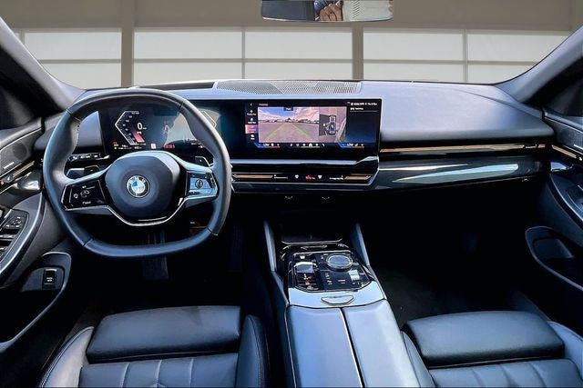2024 BMW 5 Series 530i - Photo 16