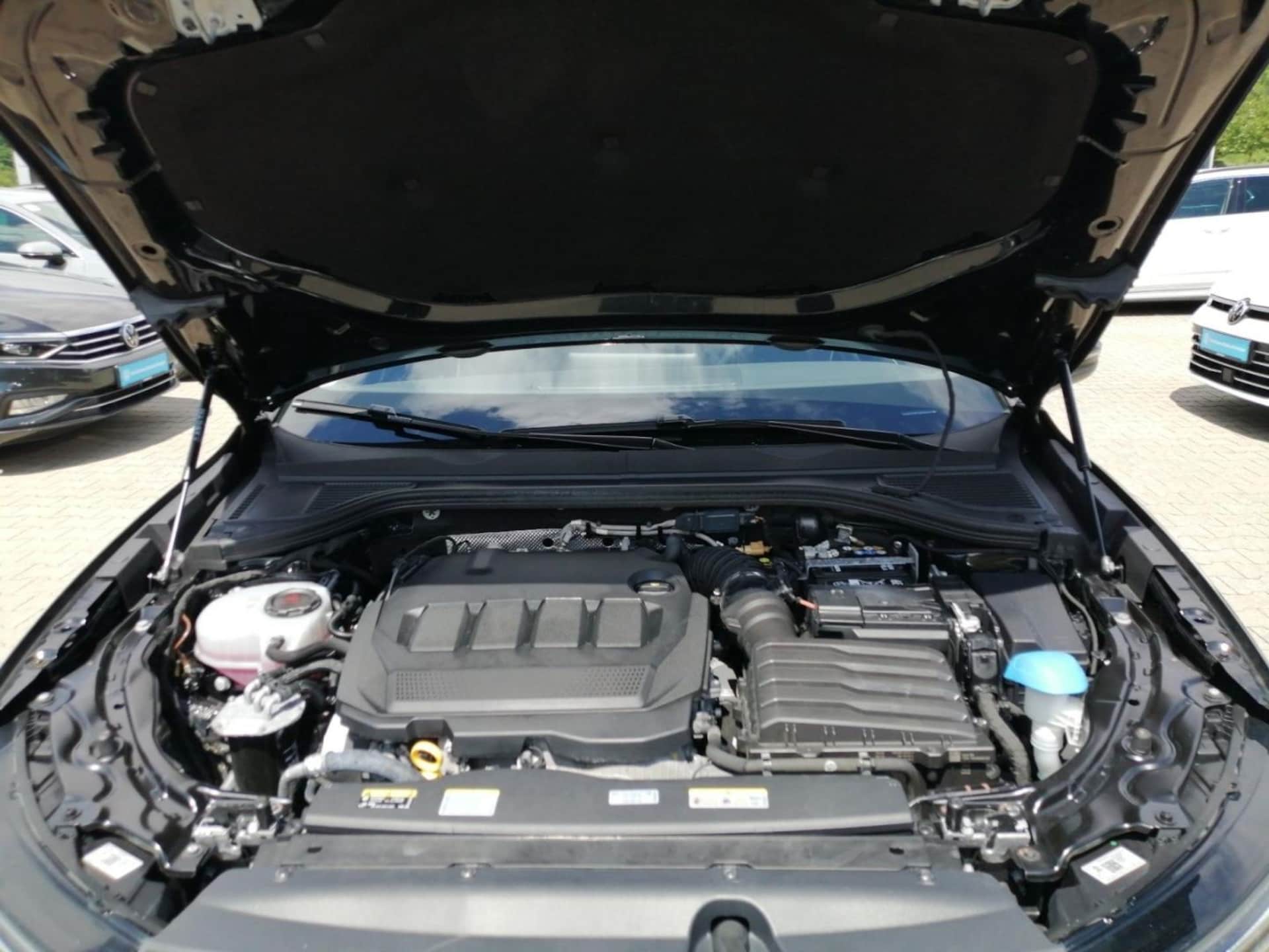 Volkswagen Passat Elegance