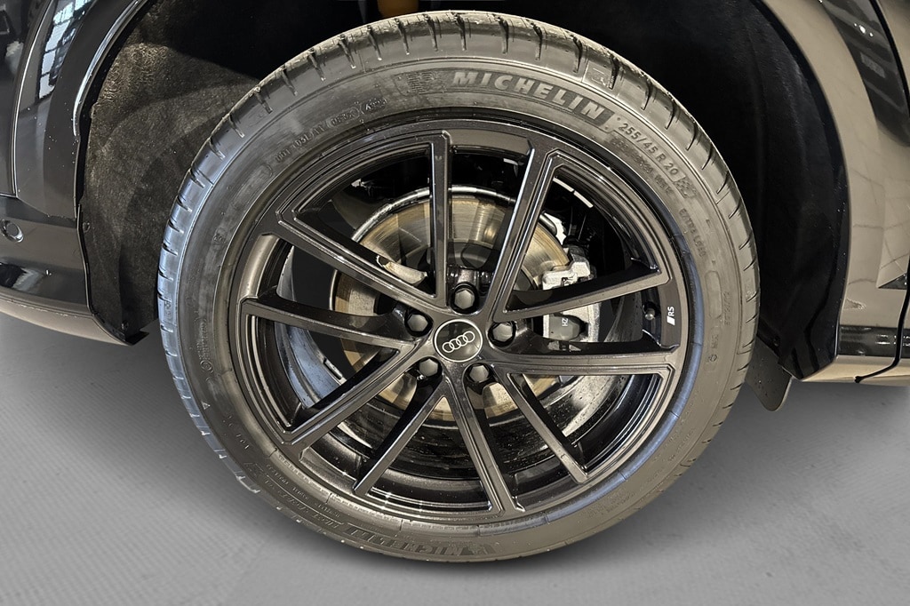 Bild som visar Audi Q5 SUV Q5 SUV TDI quattro S line 150 kWS tronic - för mer information kontakta din Audi Partner