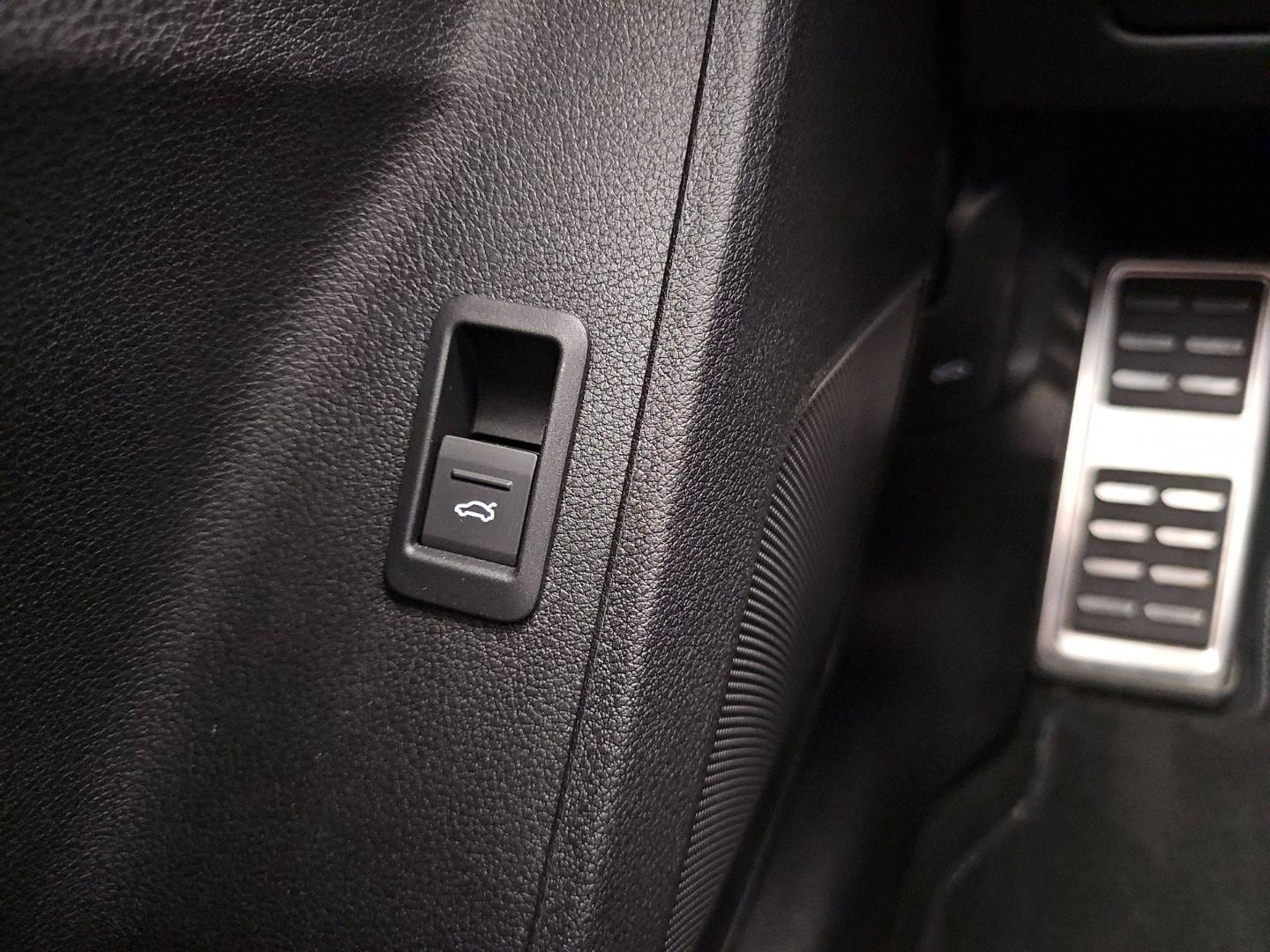 Image about Audi Q3 Sportback S line 35 TDI 110 kW (150 ch) S tronic