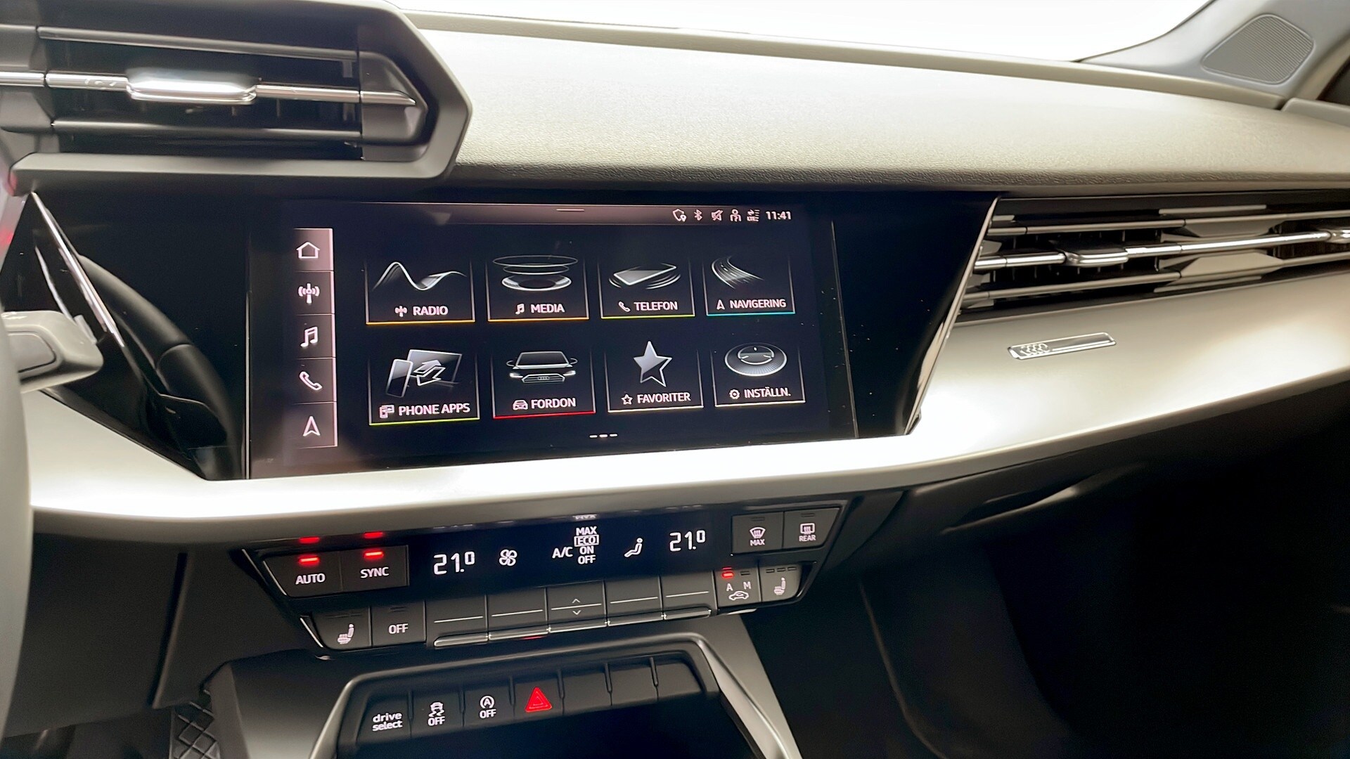 Bild som visar&nbsp;Audi A3 Sportback&nbsp;A3 Sportback 35 TFSI Proline advanced 150 hk S tronic - för mer information kontakta din Audi Partner