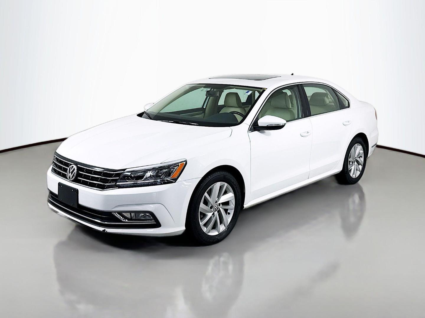 2018 Volkswagen Passat 2.0T SE Auto's photo