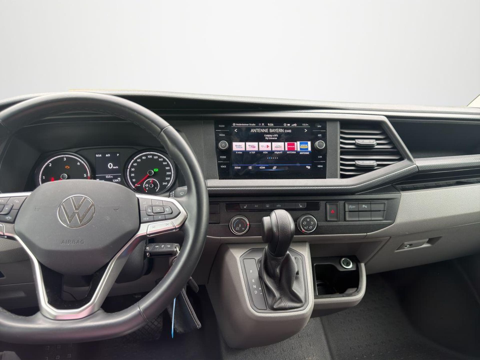 Volkswagen T6.1 Transporter Kasten kurzer Radstand