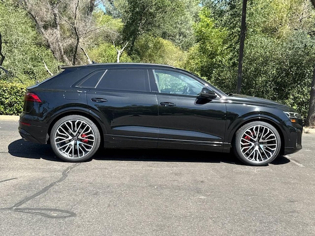 2026 Audi SQ8