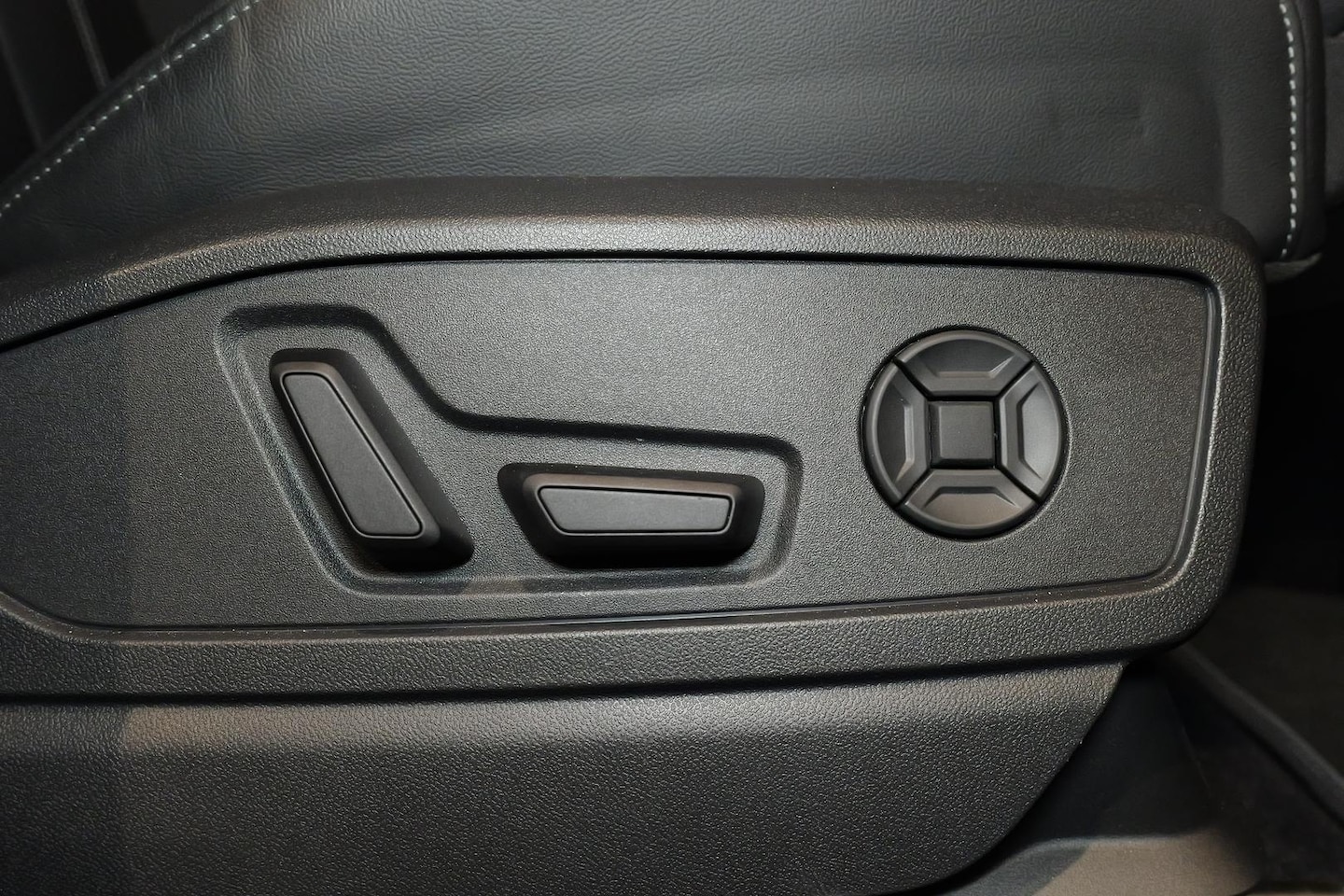 Image about Audi SQ5 SUV TFSI 270 kW edition one
