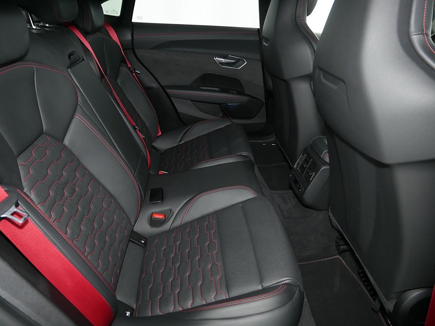 Image about Audi RS e-tron GT e-tron quattro