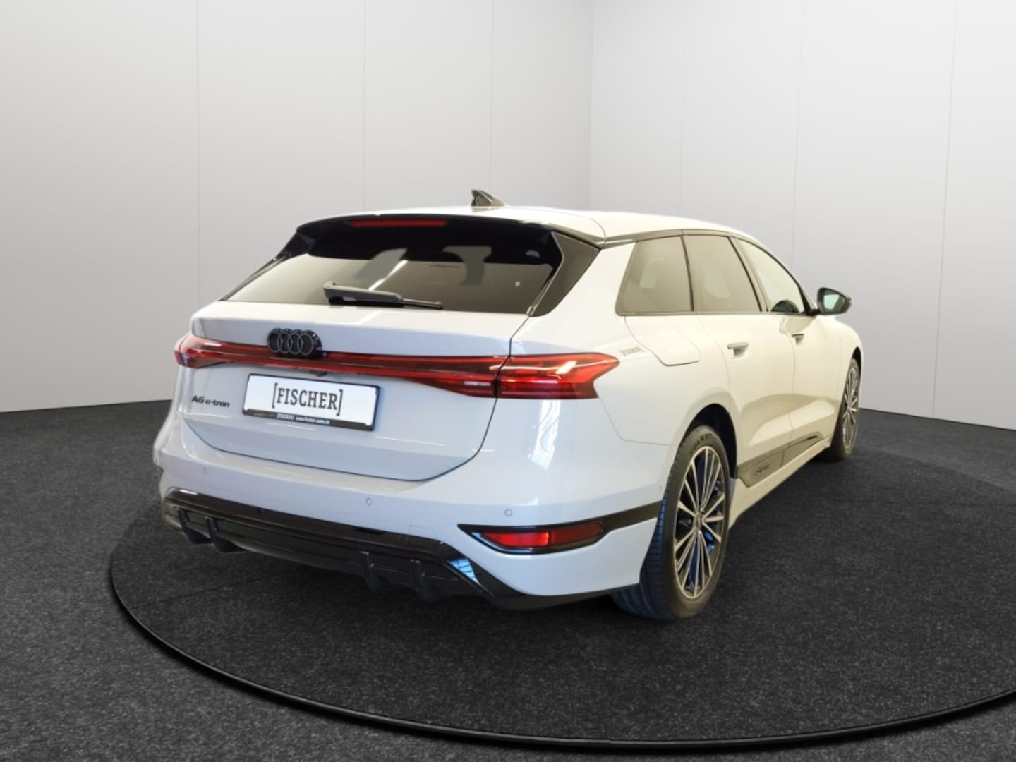 Bild über Audi A6 Avant e-tron S line business e-tron performance 270 kW - für weitere Informationen kontaktieren Sie den Audi Partner