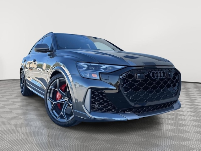 Photo of 2025 Audi RS Q8 SUV performance