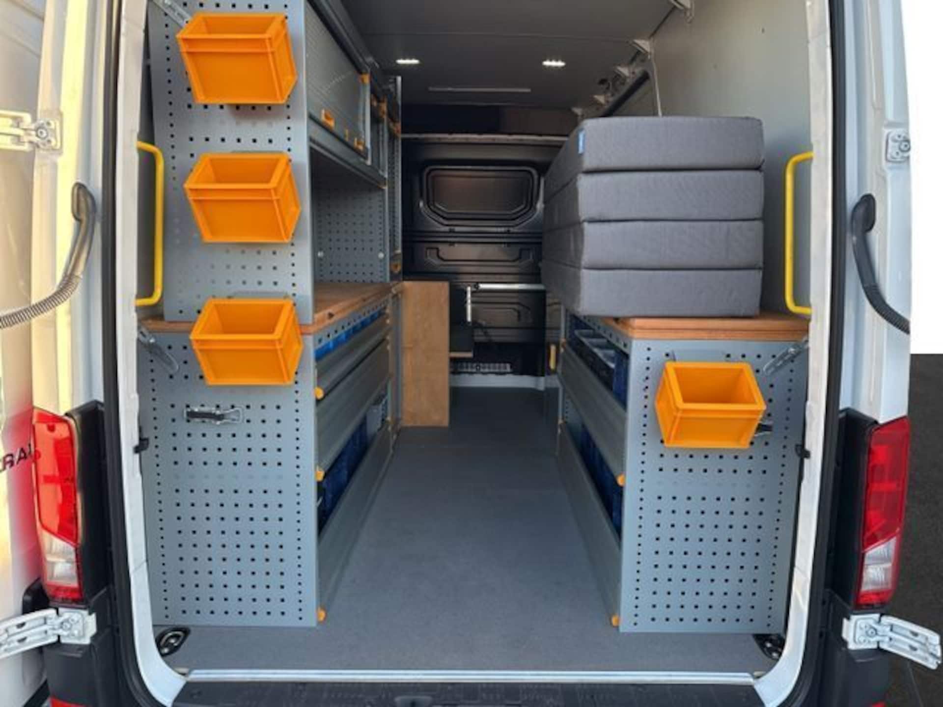 Volkswagen Crafter Kasten mittlerer Radstand