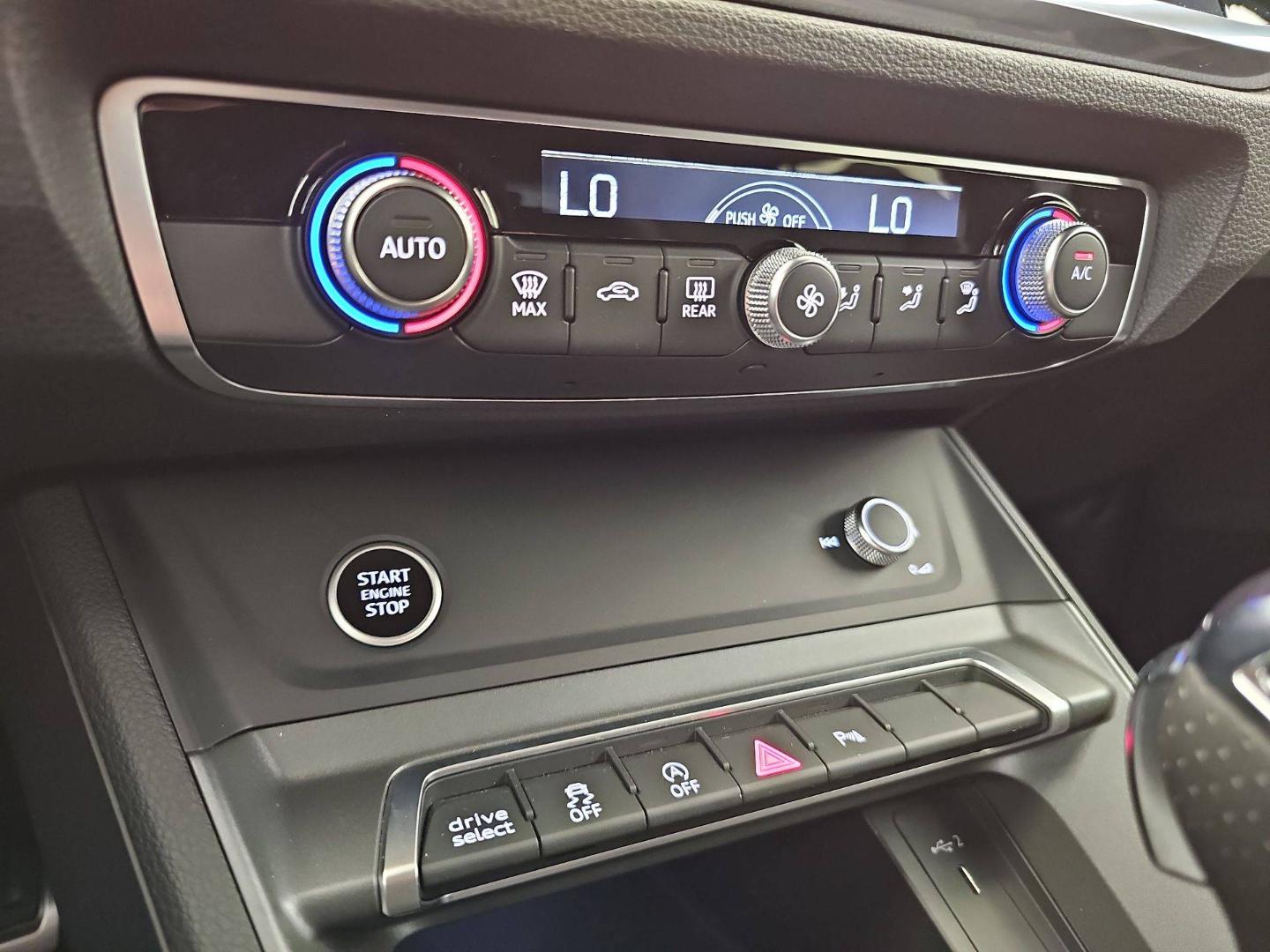 Image about Audi Q3 Sportback S line 35 TDI 110 kW (150 ch) S tronic