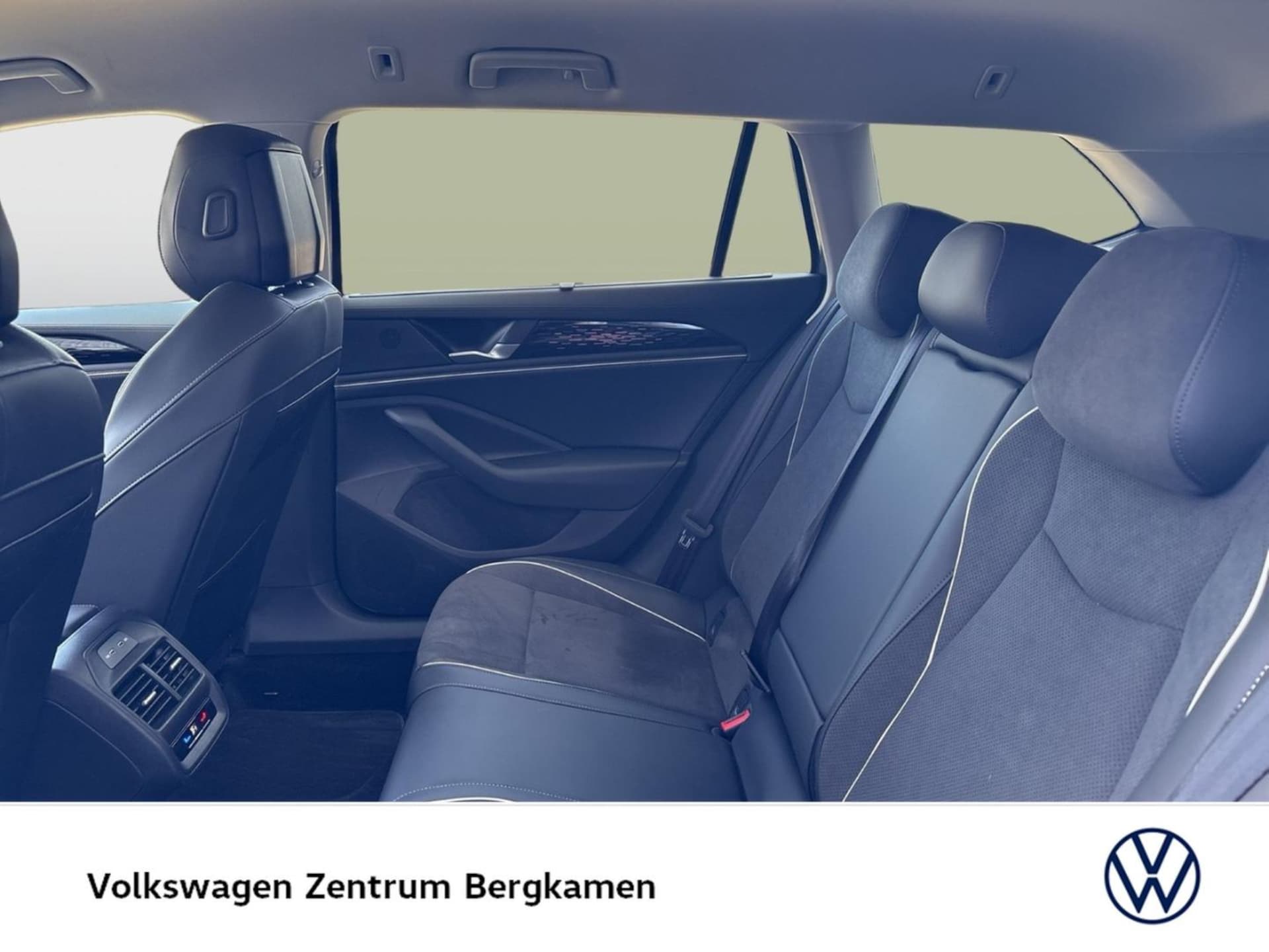 Volkswagen Passat Elegance
