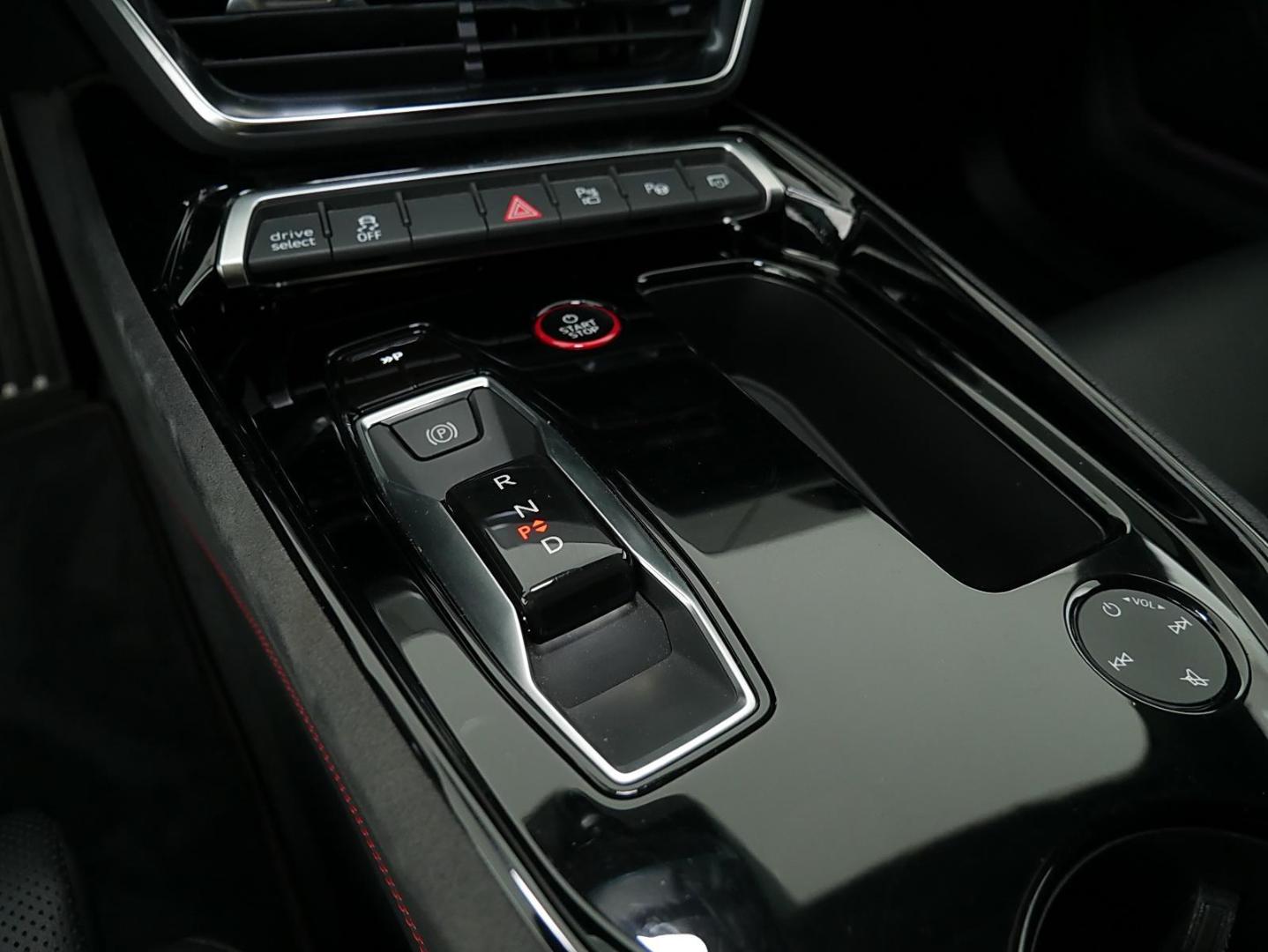 Image about Audi RS e-tron GT e-tron quattro