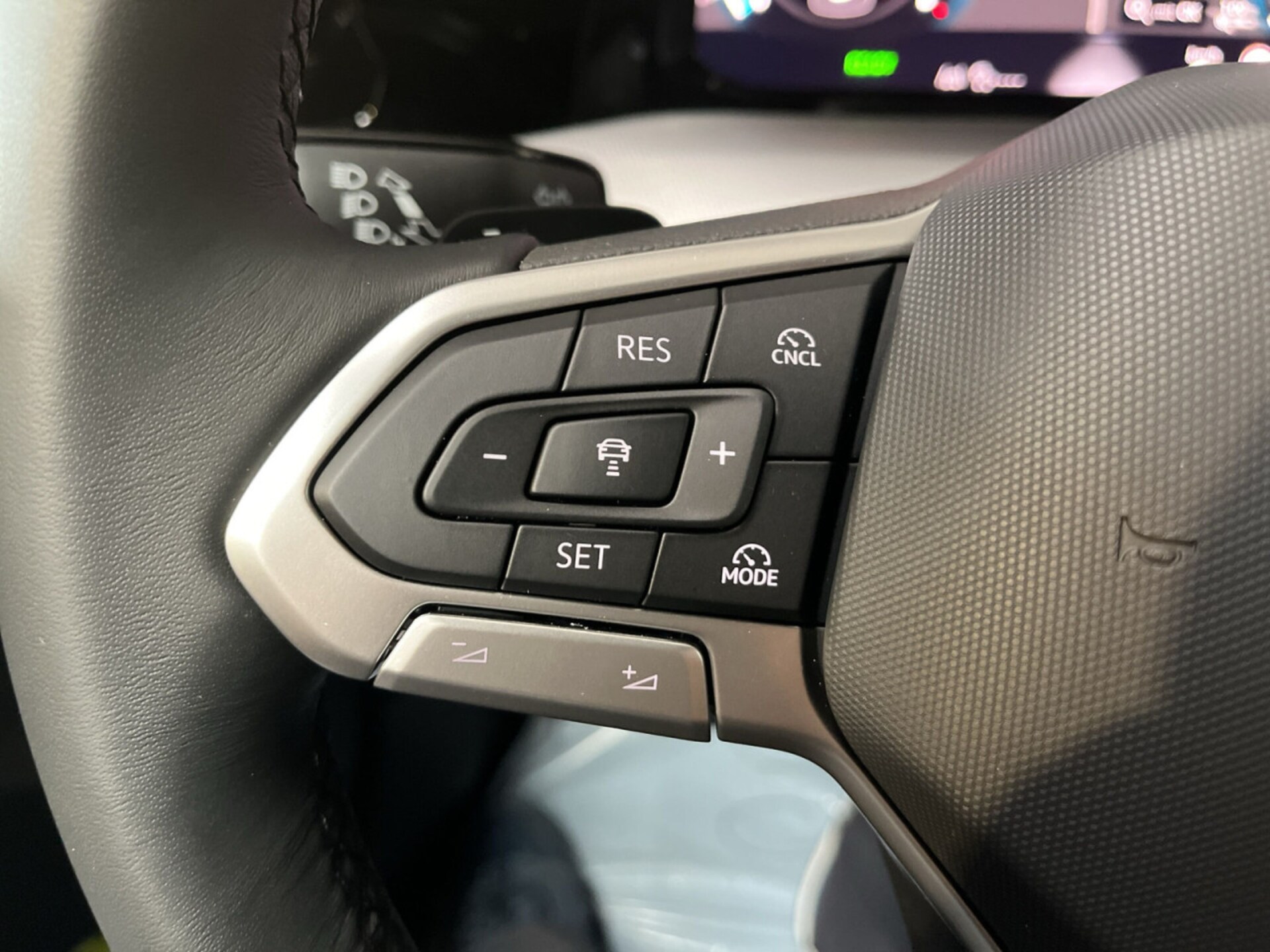 Volkswagen Golf Style
