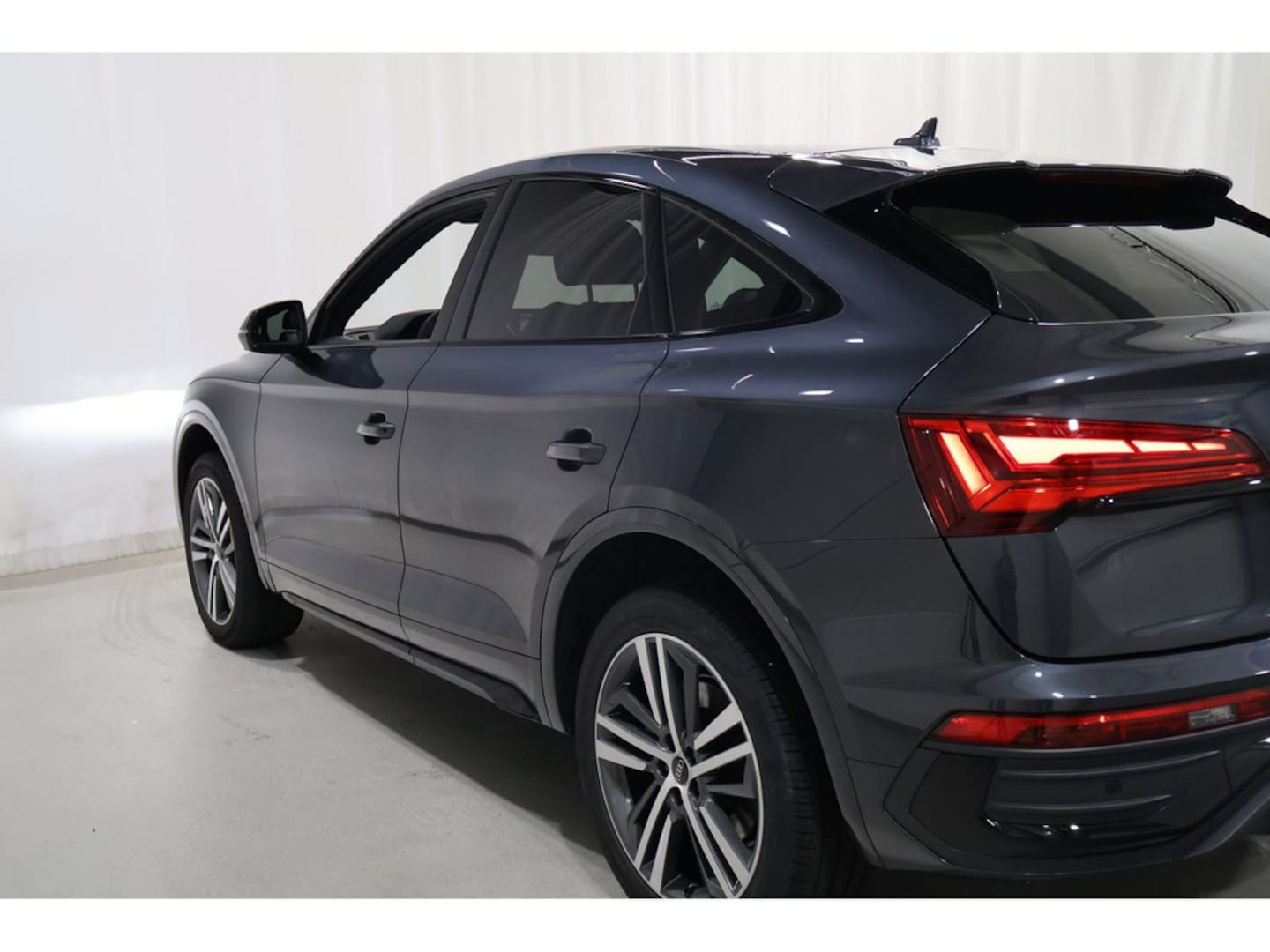 Bild über Audi Q5 Sportback 40 TFSI quattro S tronic - für weitere Informationen kontaktieren Sie den Audi Partner