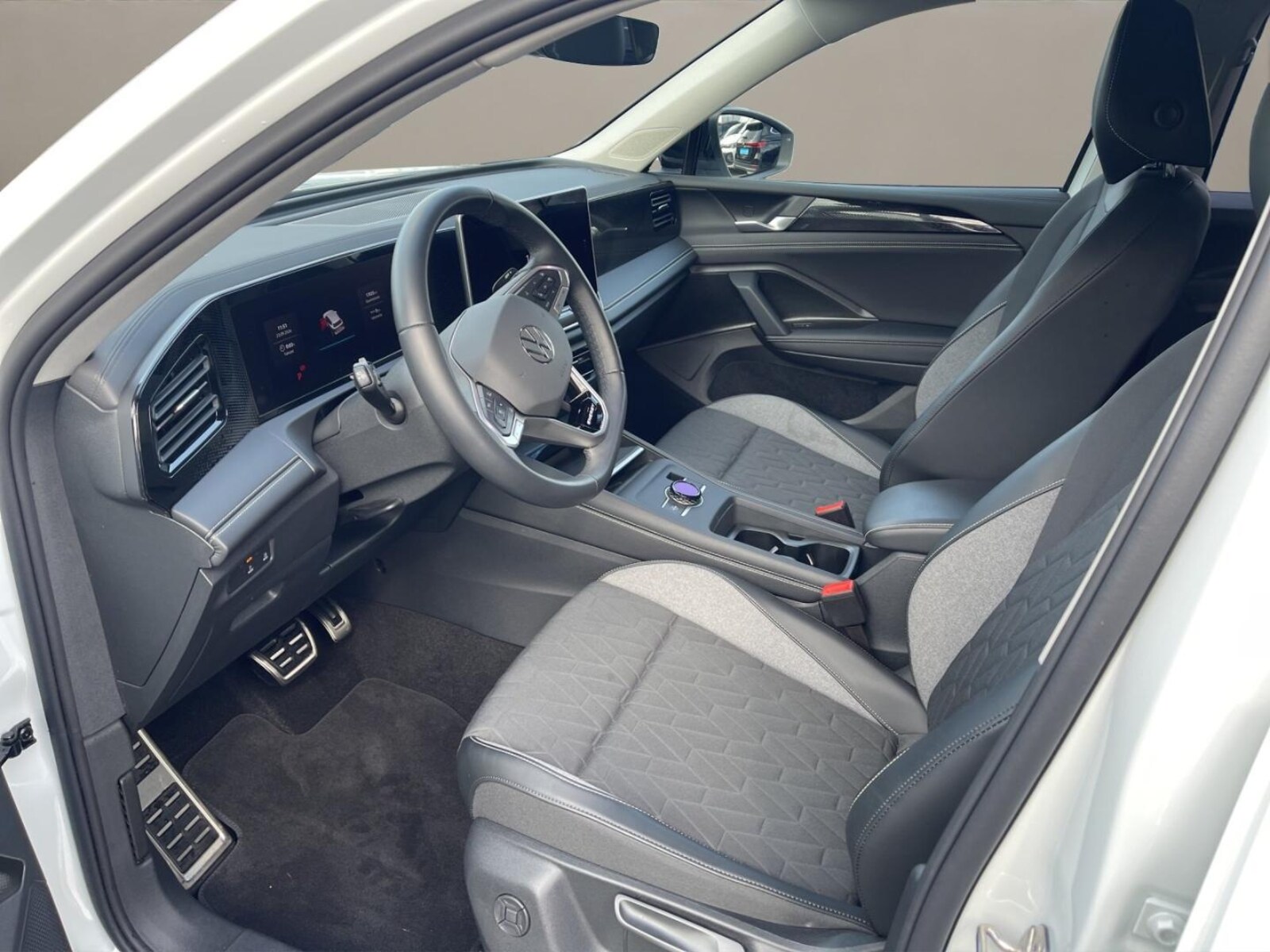 Volkswagen Tiguan – Bild 8