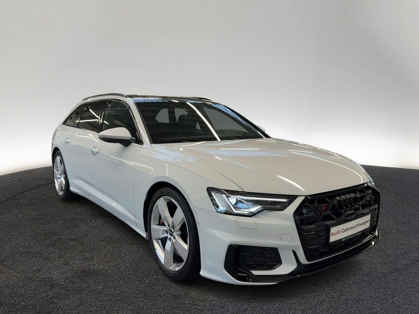 Bild über Audi S6 Avant TDI quattro tiptronic - für weitere Informationen kontaktieren Sie den Audi Partner