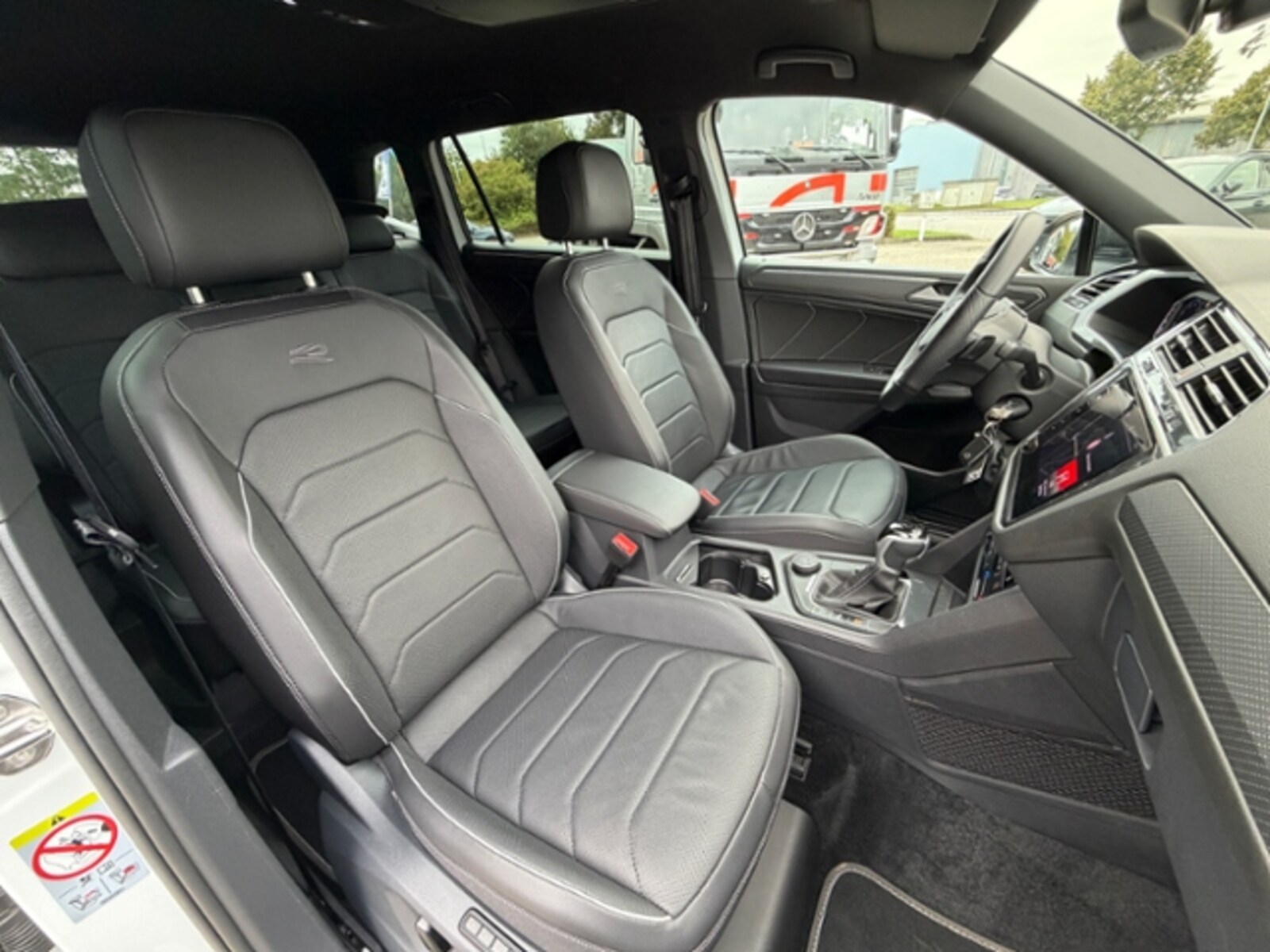 Volkswagen Tiguan Allspace – Bild 11