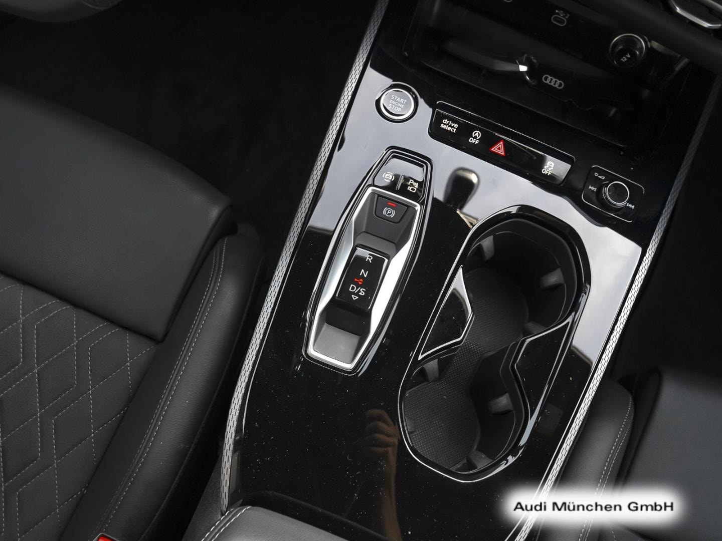 Bild über Audi A5 Avant TFSI 150 kW S tronic - für weitere Informationen kontaktieren Sie den Audi Partner